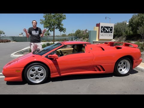 Lamborghini Diablo VT Roadster: todo lo que un superdeportivo anhela ser --  