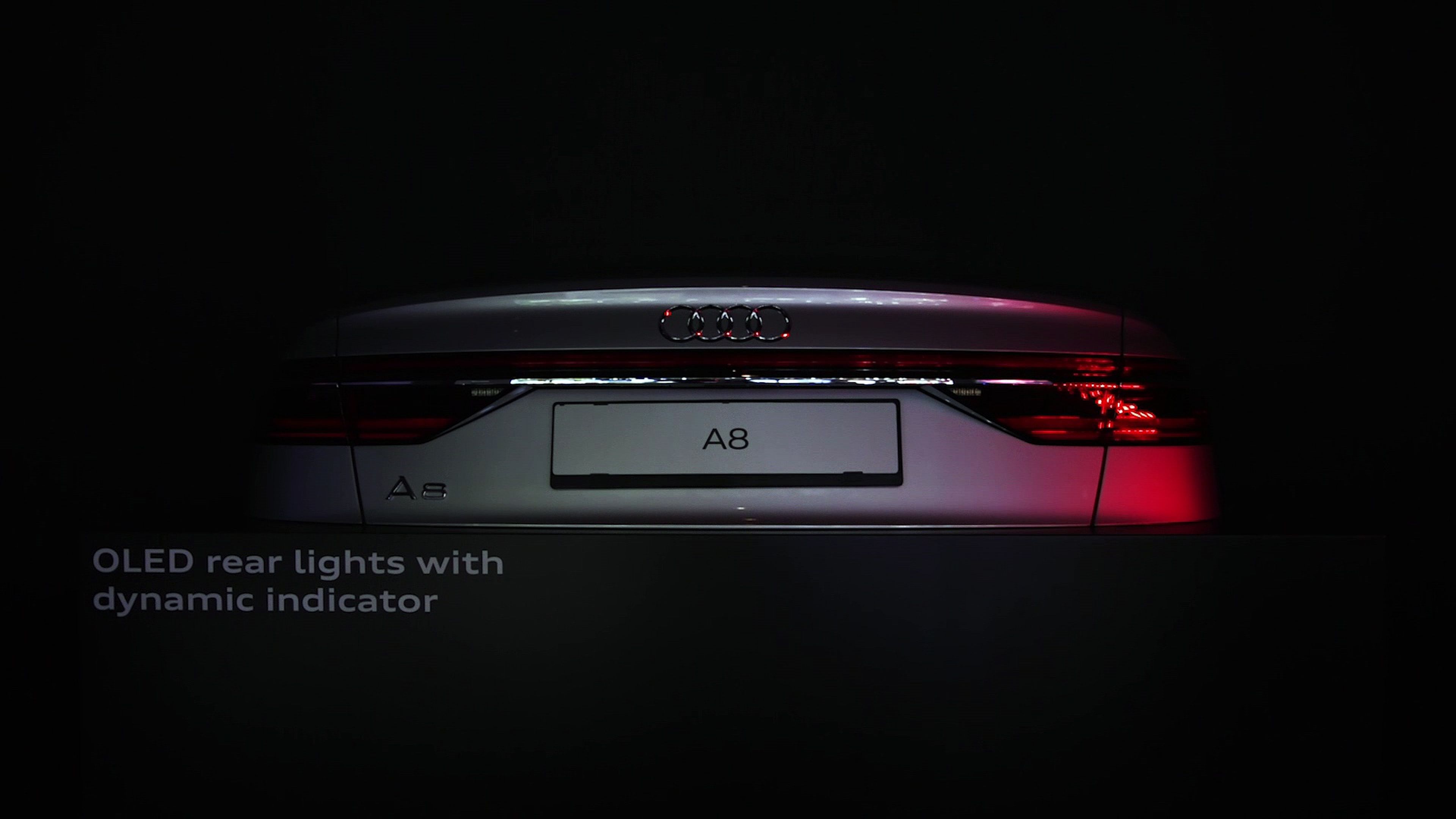 Luces traseras OLED del Audi A8