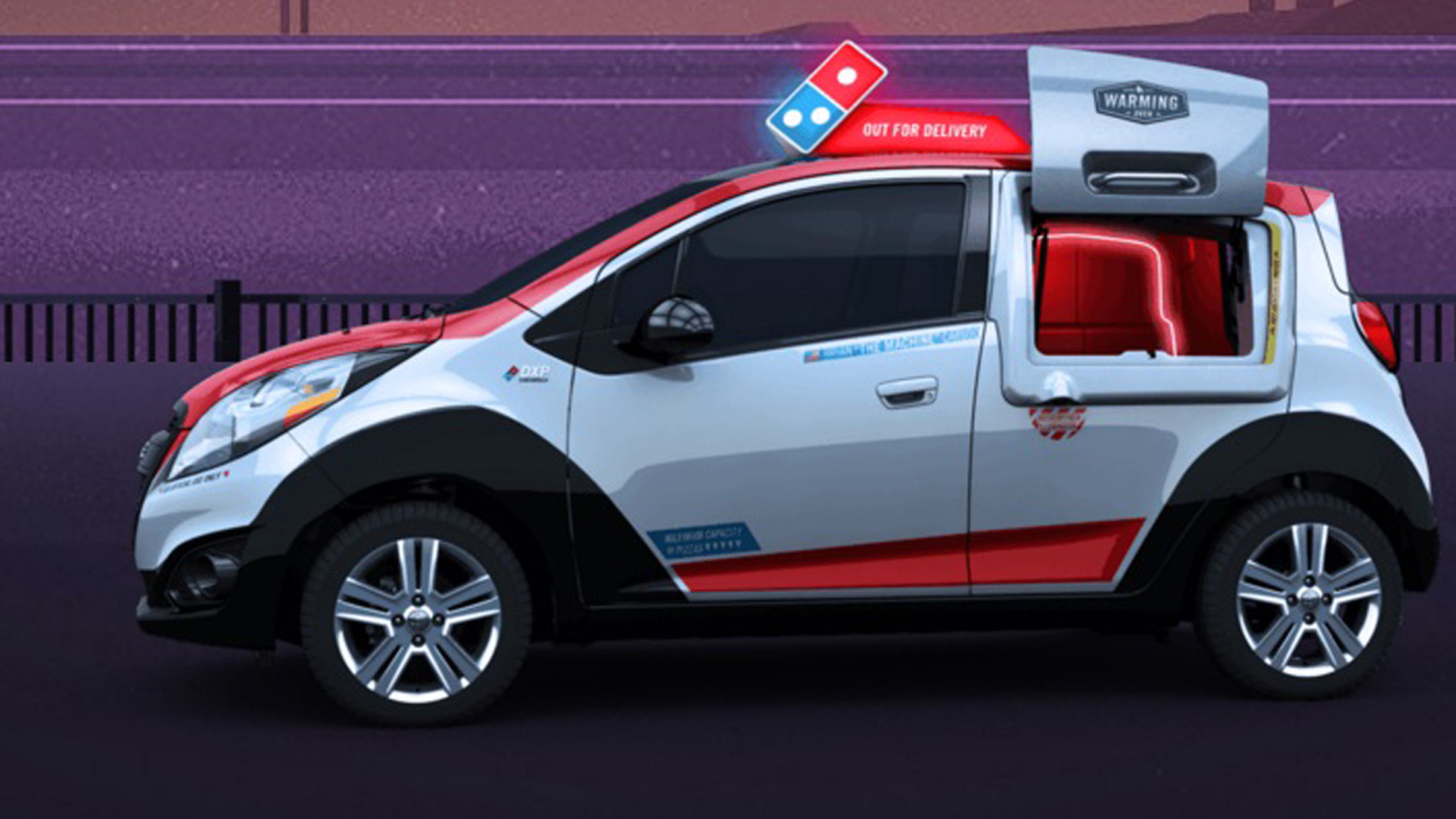 Nuevo vehículo repartidor de Domino's Pizza