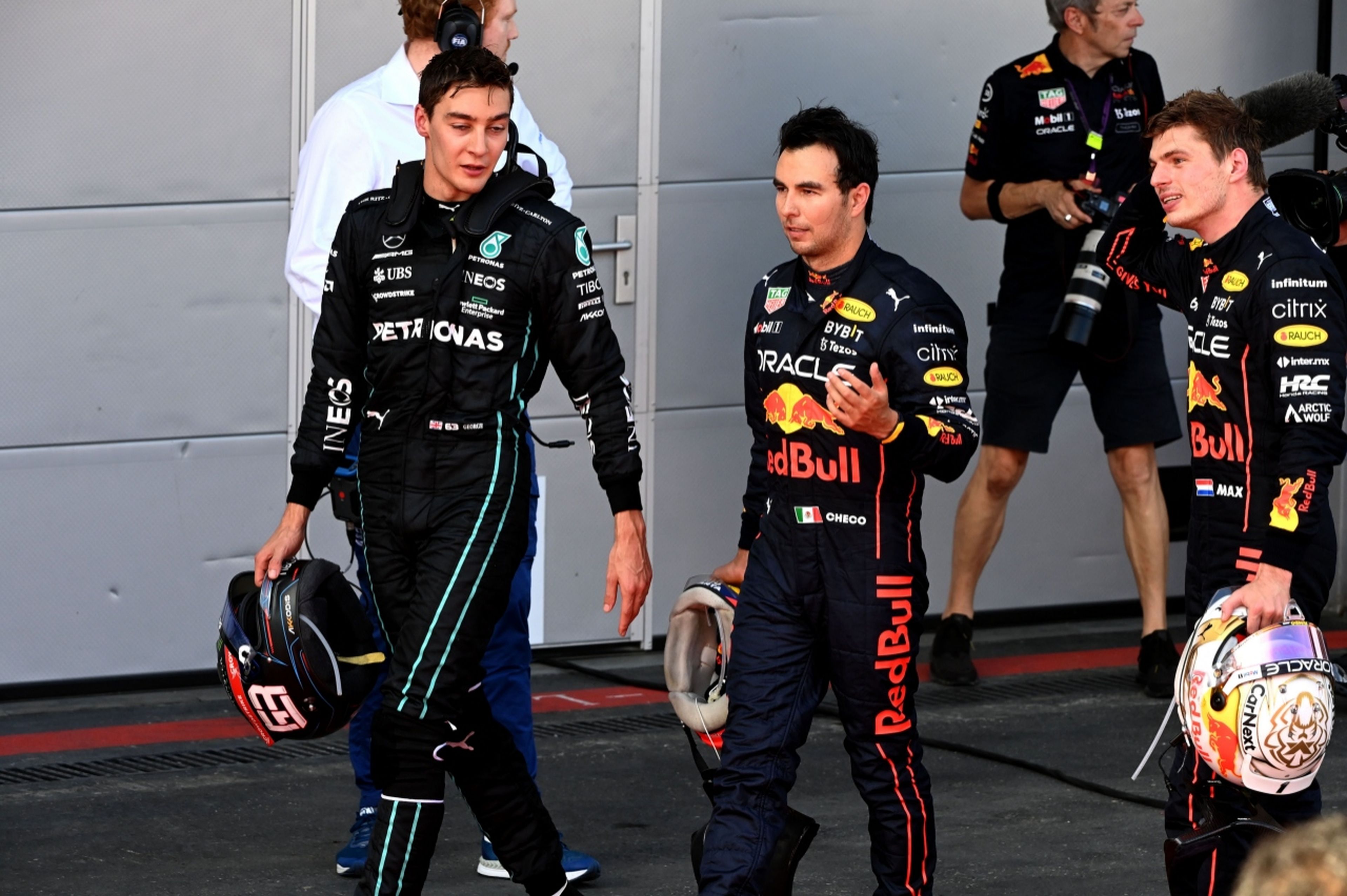 Russell y los pilotos de Red Bull