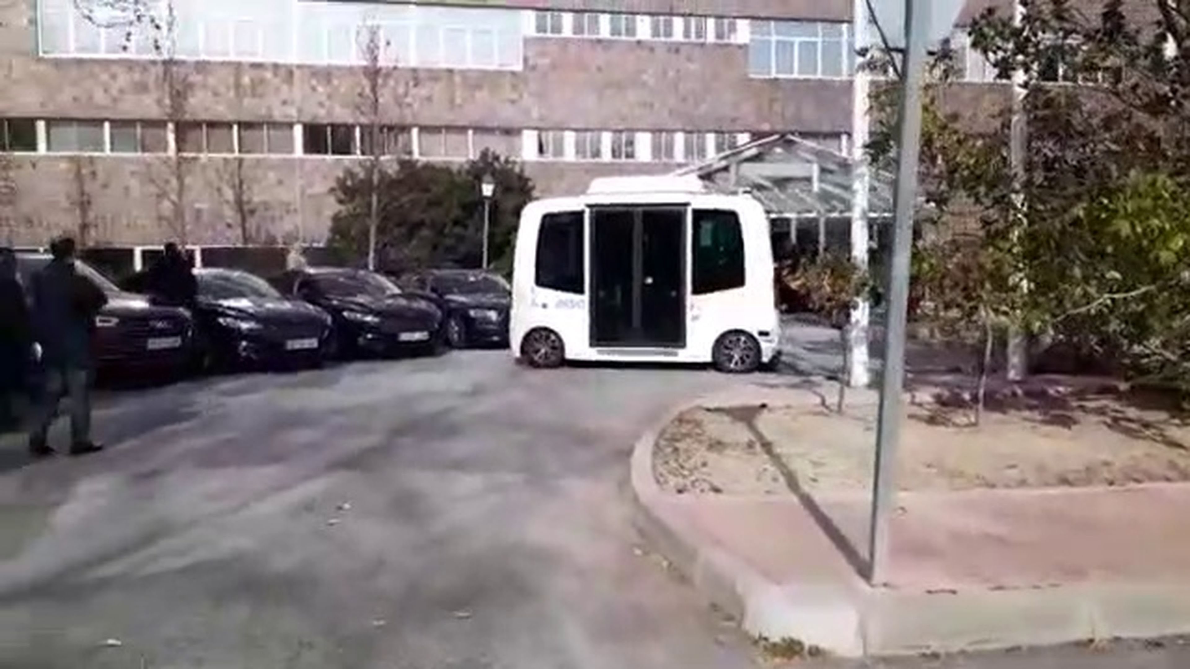 VÍDEO: cada vez queda menos para esto, así se mueve el bus autónomo Alsa en Madrid