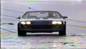 VÍDEO: ¡Chulada! Rescatamos el anuncio de 1987 del Chevrolet Camaro  IROC-ZCoches históricos: todo sobre los clásicos que nos apasionan --  