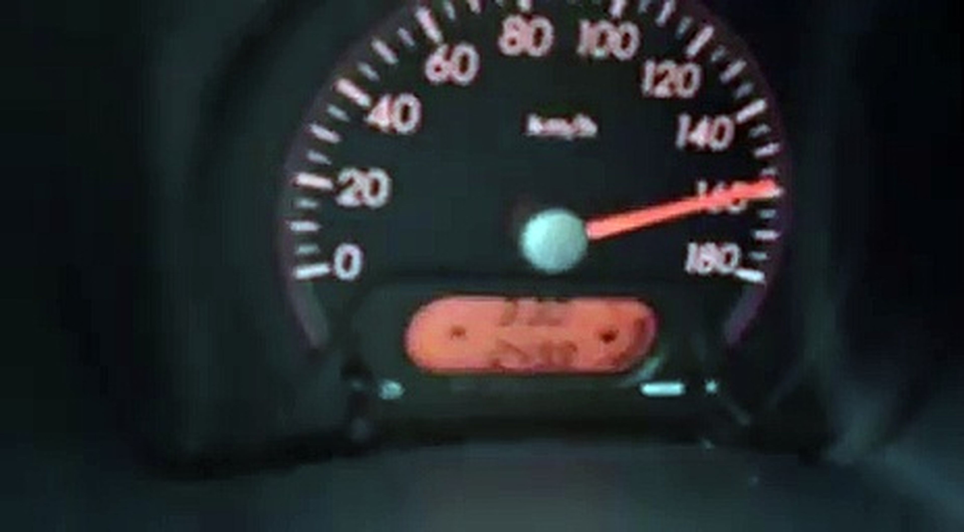 VÍDEO: Cosas que pasan sólo en las autobahn alemanas… ¡a 160 km/h por la derecha!