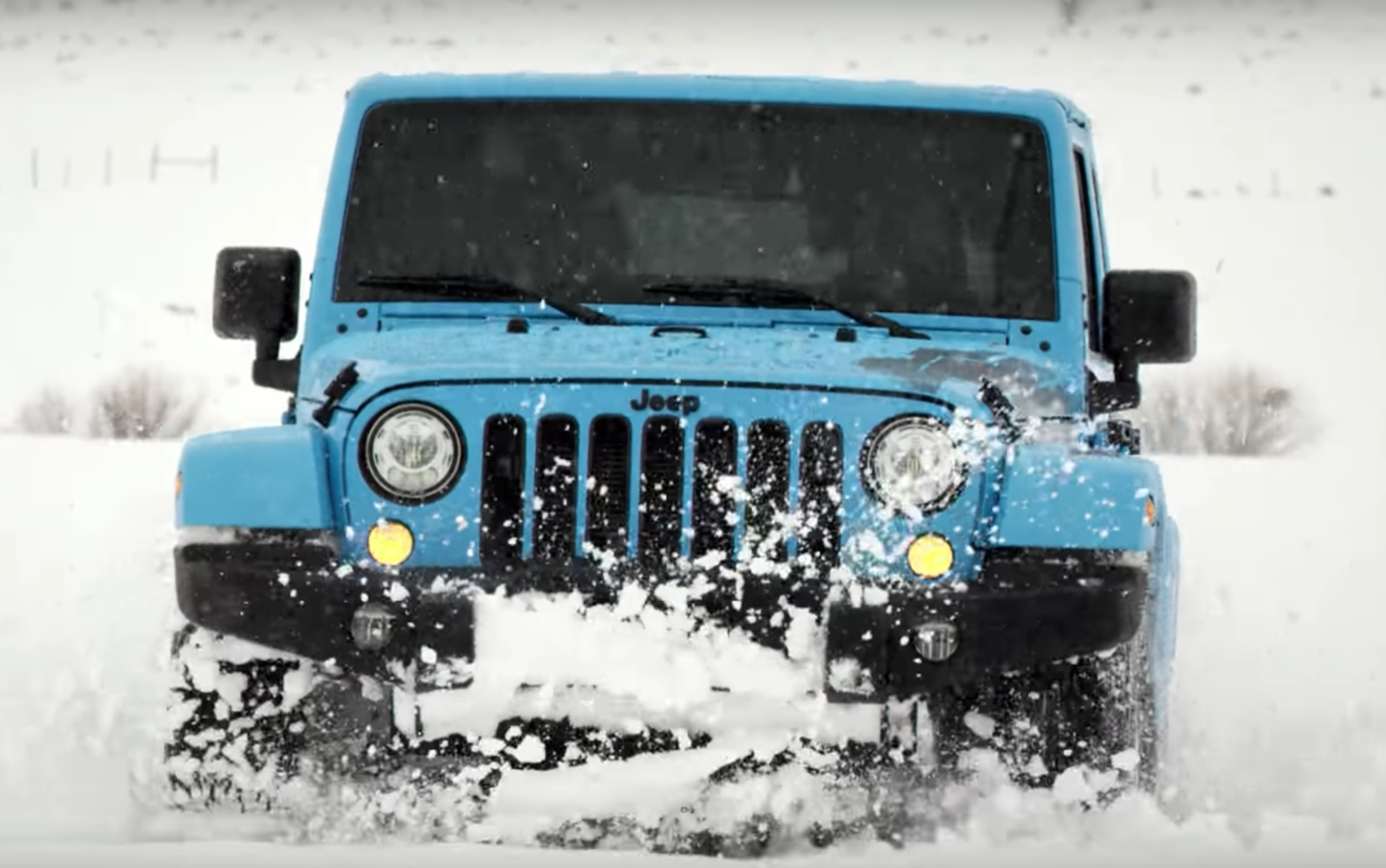 VÍDEO: ¡Por Dios! ¿Quién conduce así este Jeep Wrangler?