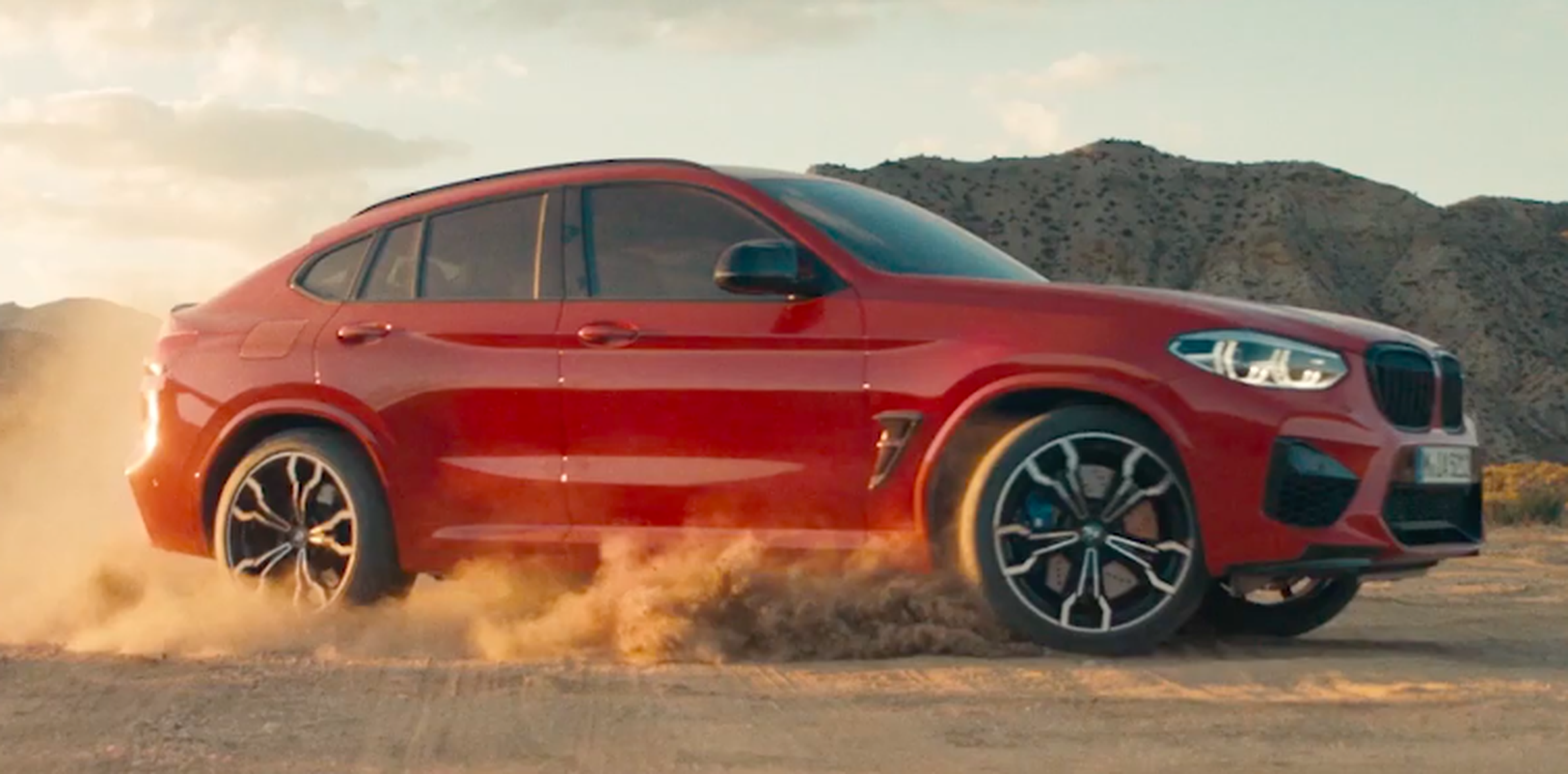 VÍDEO: Disfruta del BMW X4 M en movimiento, pura potencia