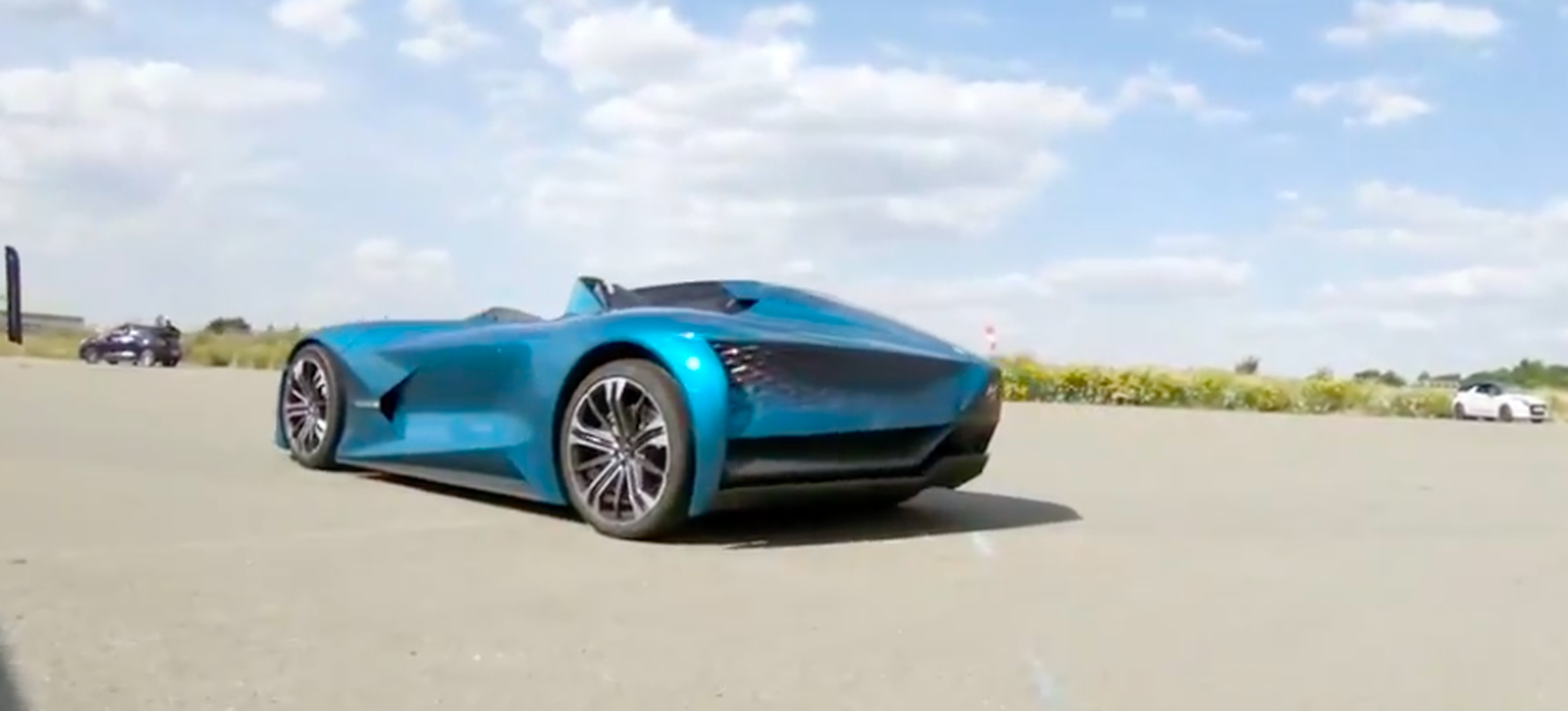 VÍDEO: DS X E-Tense, así es el coche del futuro en movimiento