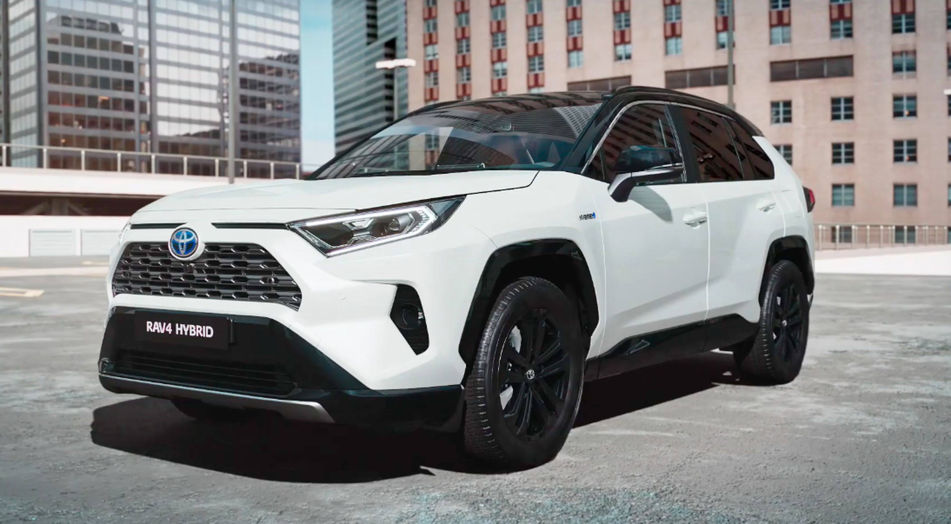 VÍDEO: Estos son todos los accesorios que le puedes poner a tu Toyota RAV4 Hybrid 2019