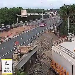 VÍDEO: Fast Motion de cómo construir un túnel en un fin de semana sin casi cortar el tráfico