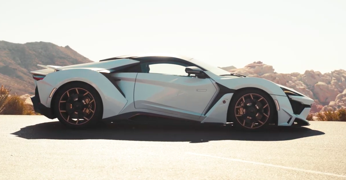 VÍDEO: Fenyr SuperSport, ¿conoces A Este Superdeportivo De 900 CV ...