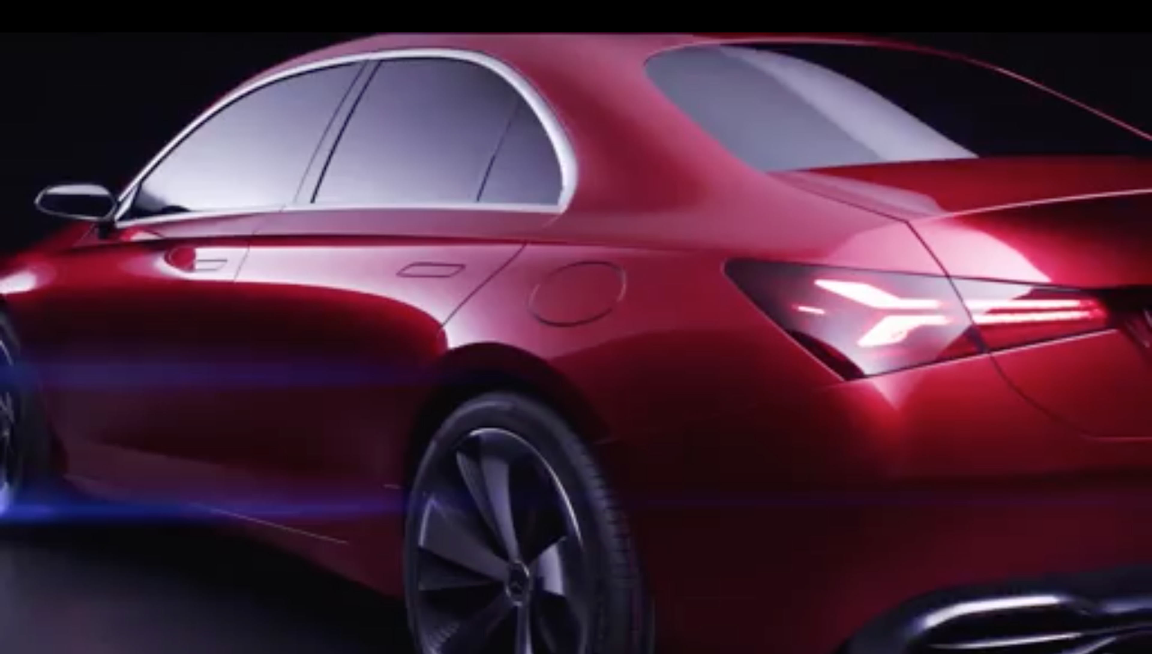 VÍDEO: Más imágenes del futuro cambio de 'look' de Mercedes