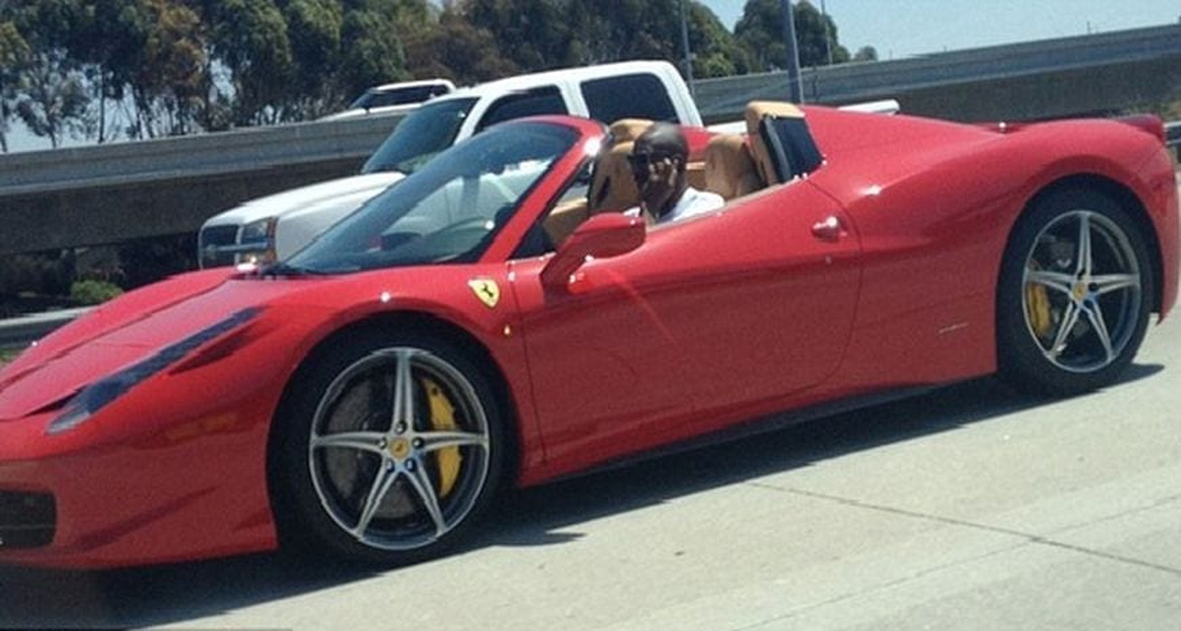 VÍDEO: Kobe Bryant, un incondicional de Ferrari, estos eran todos sus coches