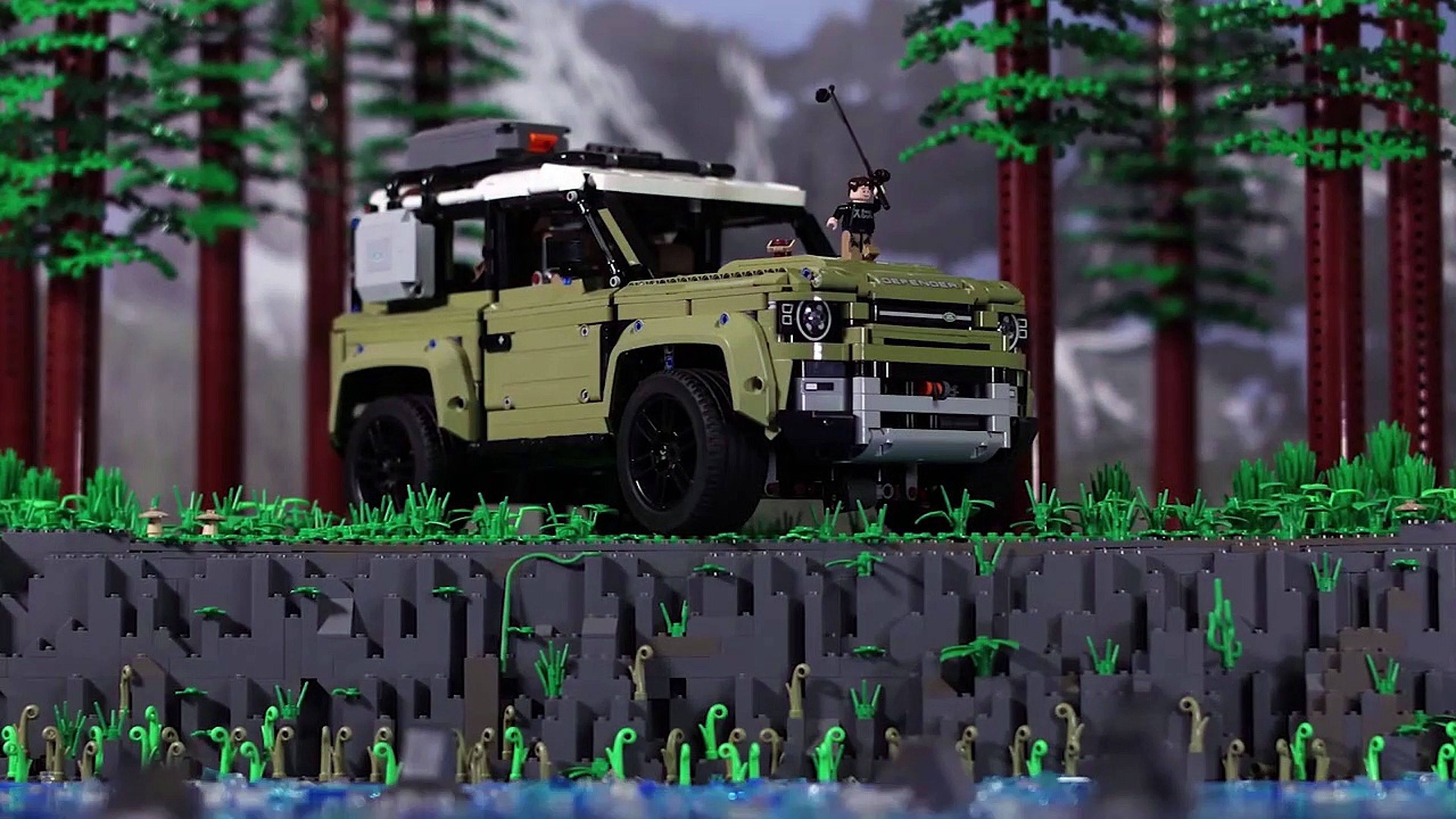 VÍDEO: Land Rover Defender 2020 hecho por LEGO, ¿está bien conseguido?