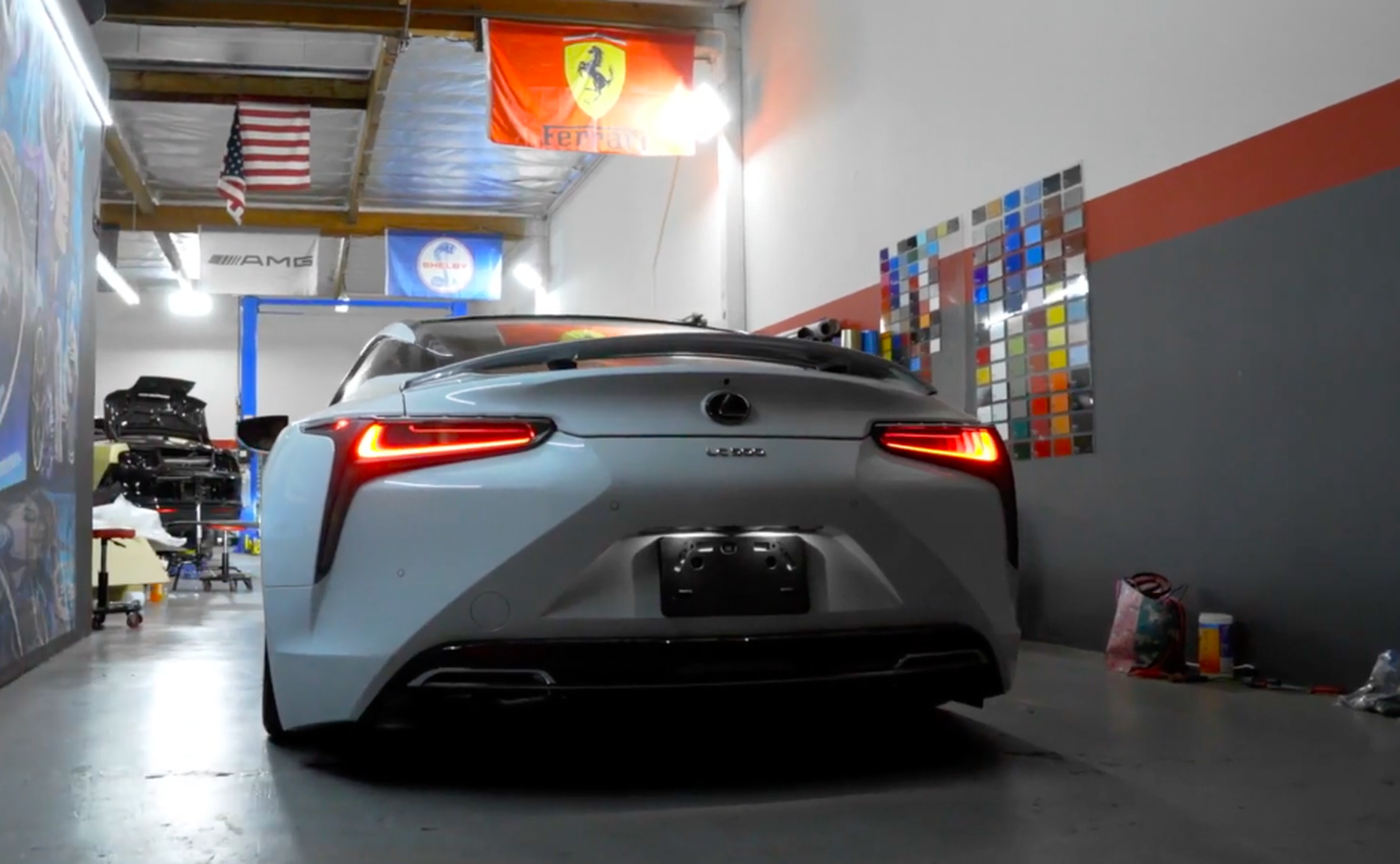 VÍDEO: Lexus LC500 con escapes modificados... ¡qué pasada de sonido!