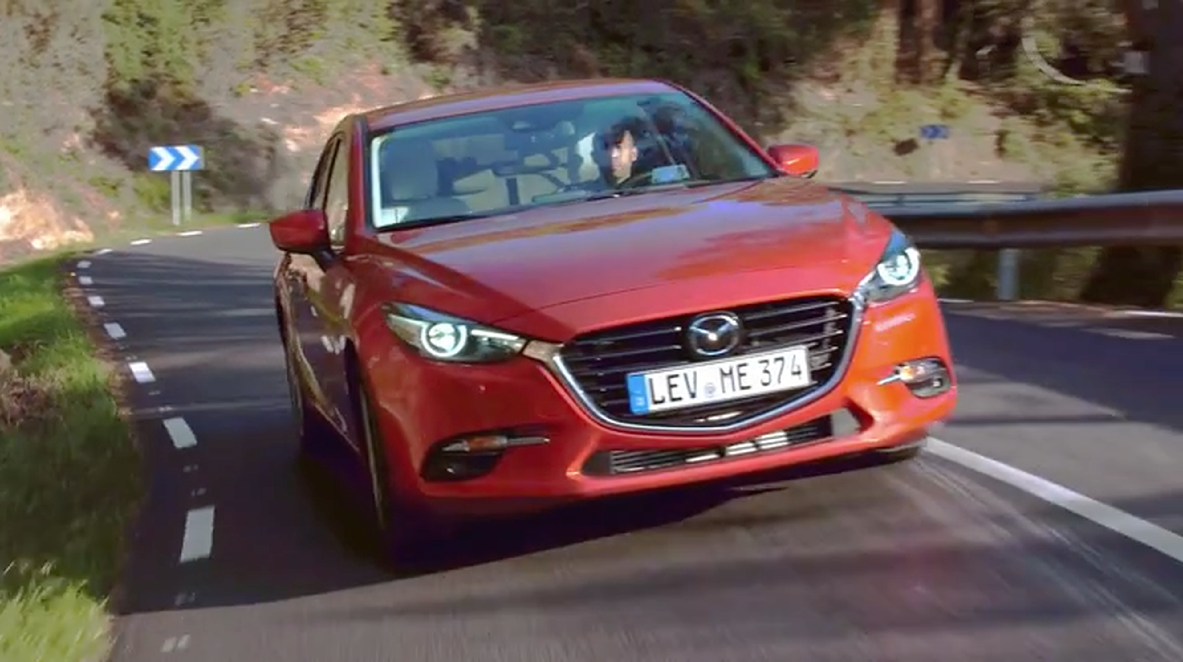 VÍDEO: Mazda3 2017