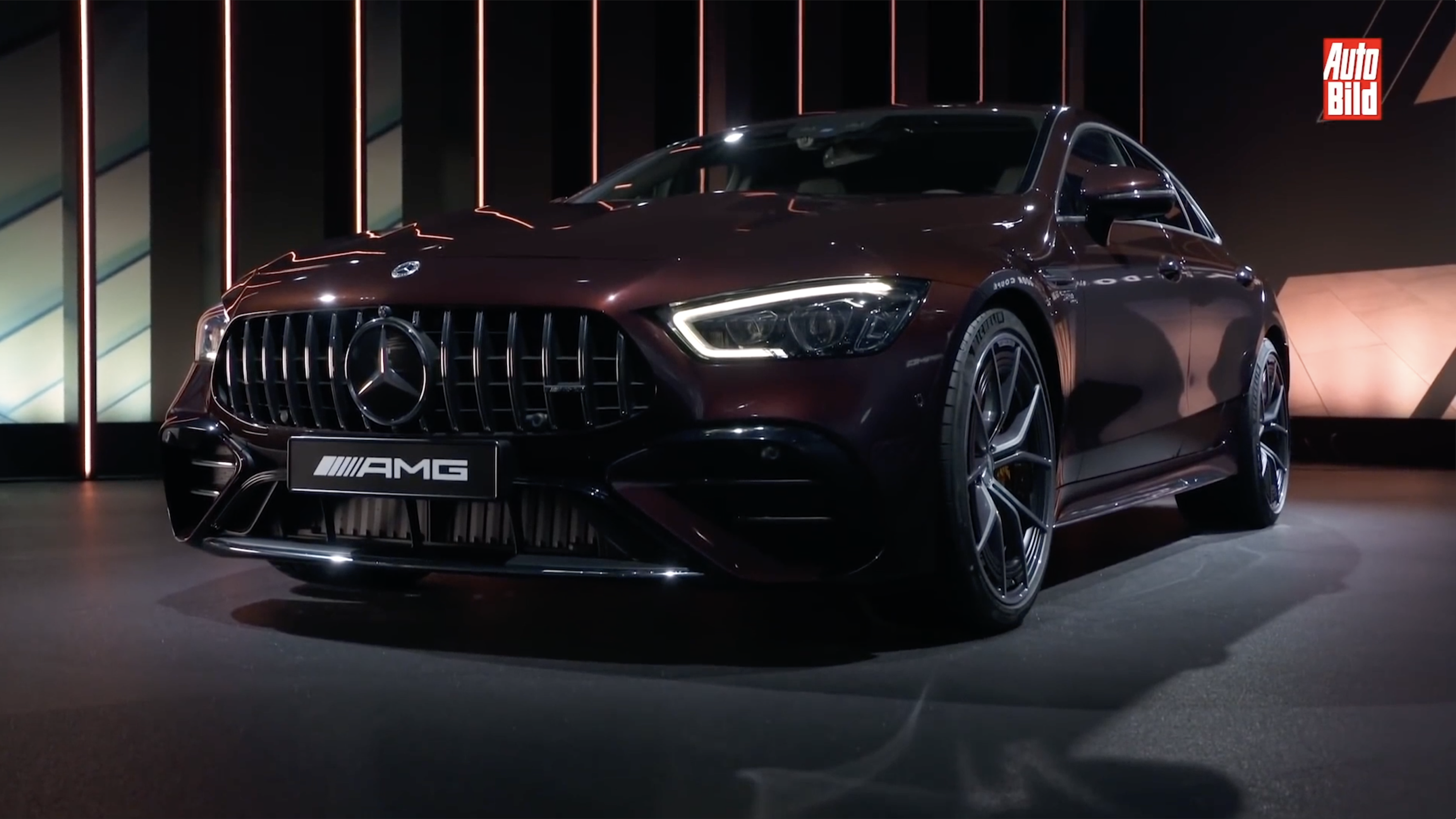 VÍDEO: el Mercedes-AMG GT 4 Puertas se ha actualizado y luce tremendo