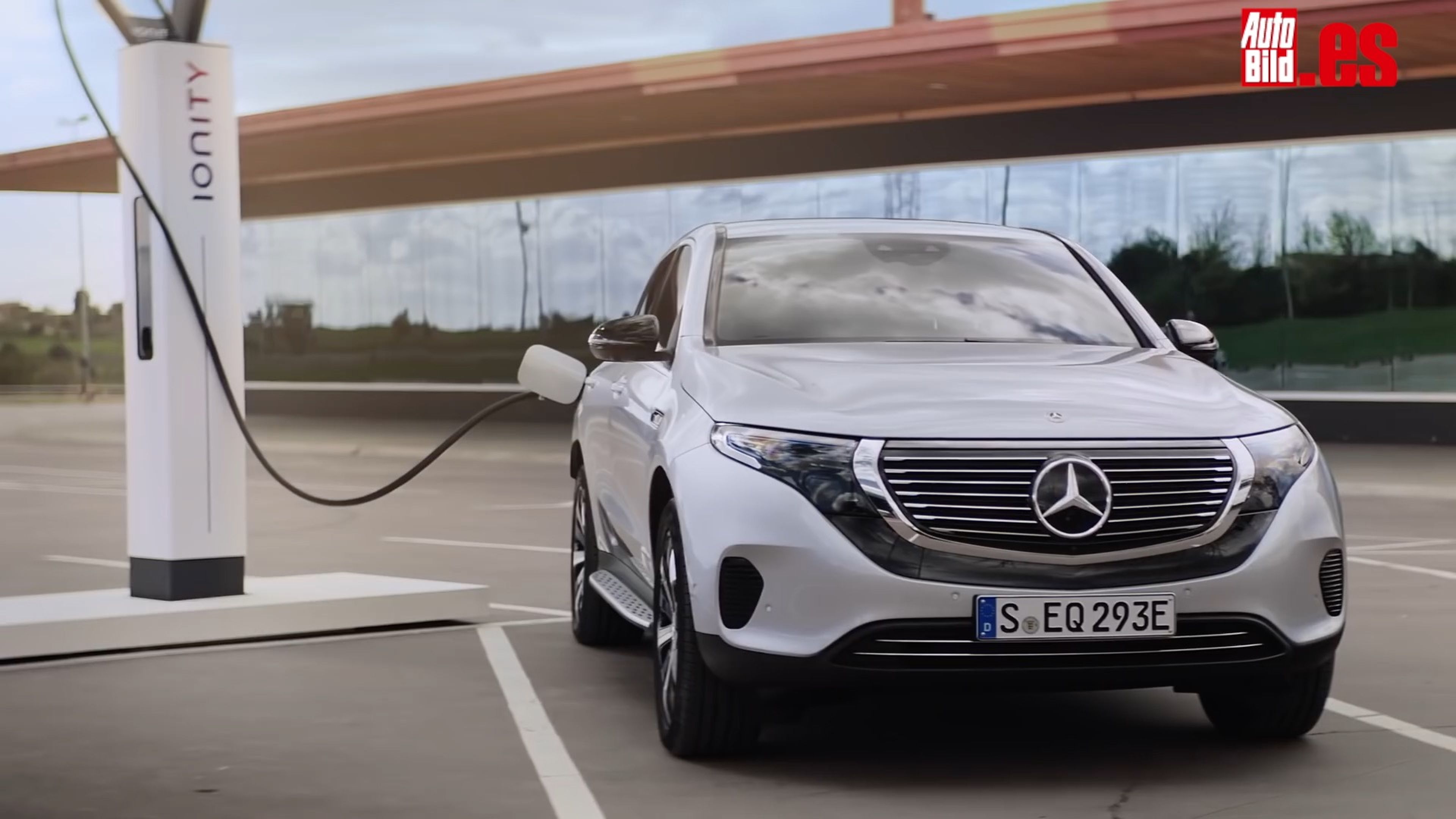 VÍDEO: Mercedes EQC, estos son sus 3 rivales más fuertes