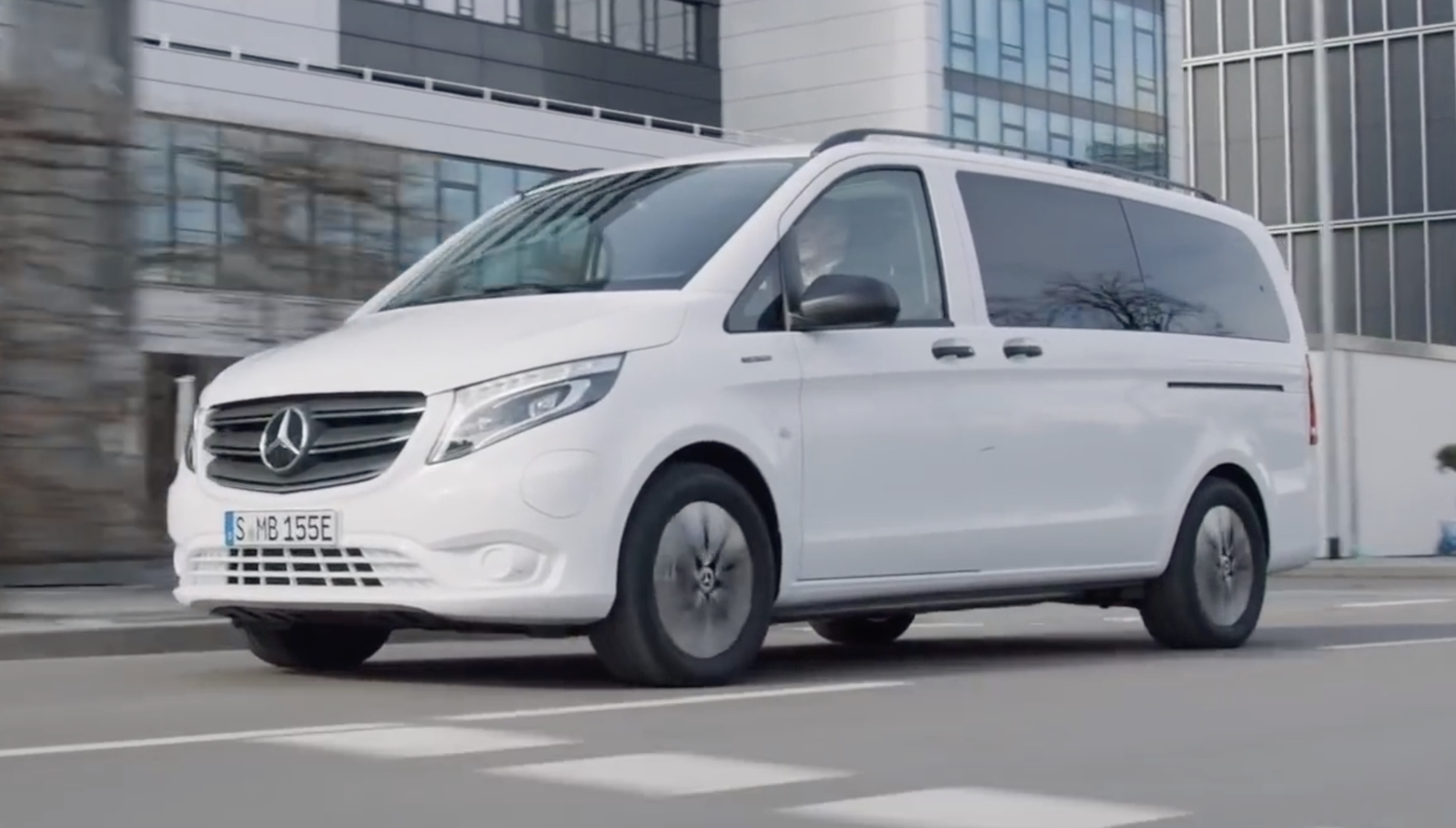 VÍDEO: Mercedes Vito 2020, se renueva la furgoneta