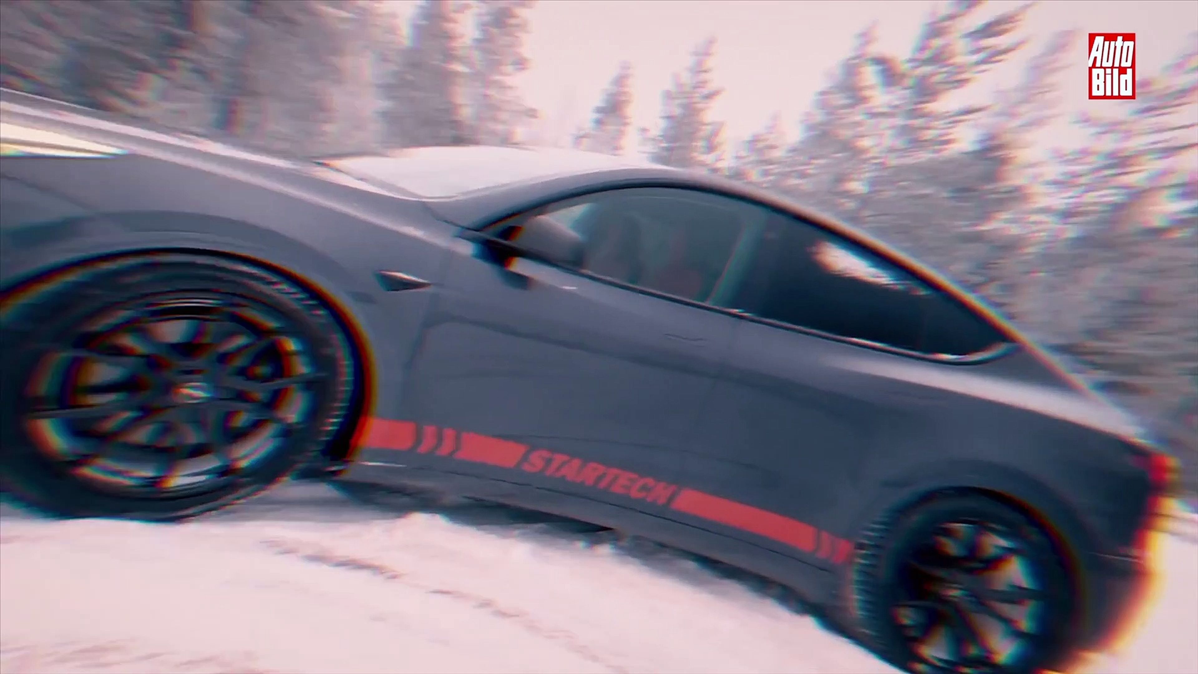 VÍDEO: Metemos un Tesla Model Y en la nieve y pasa esto