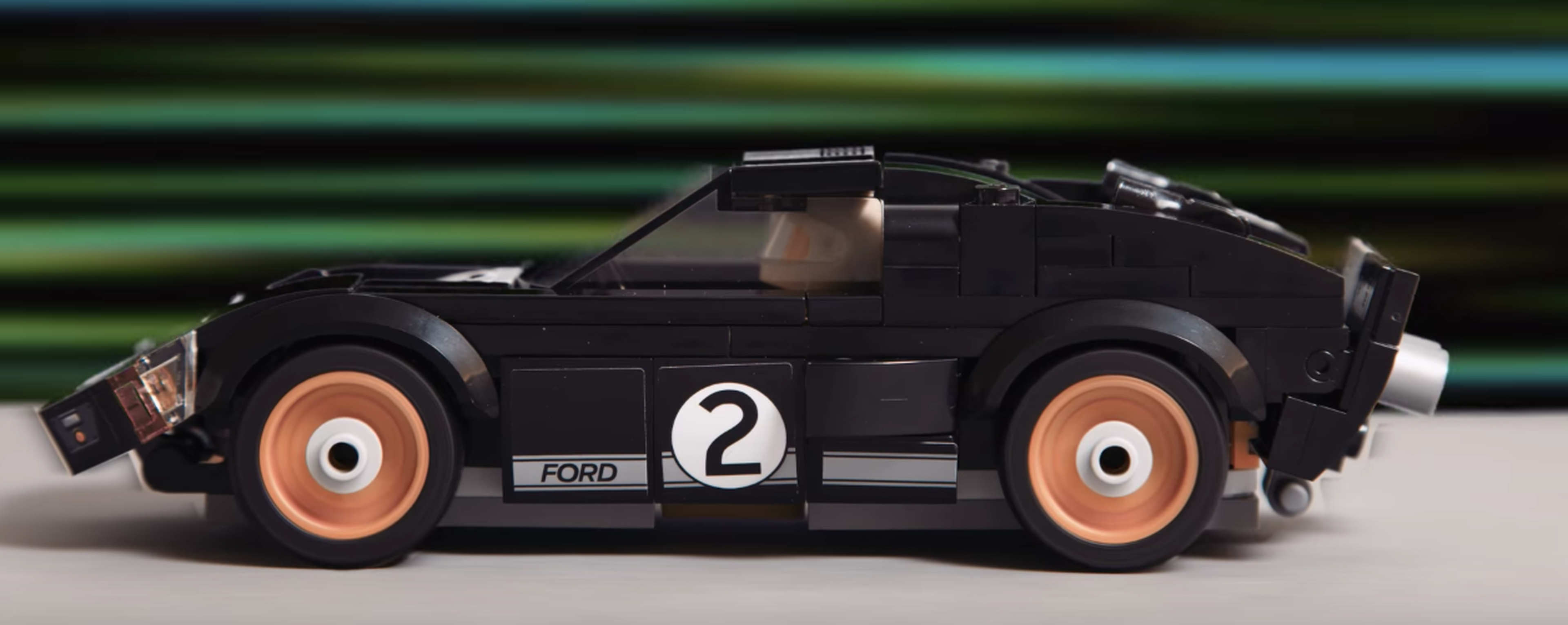 VÍDEO: El nuevo Ford GT y el GT40 al alcance de tu bolsillo