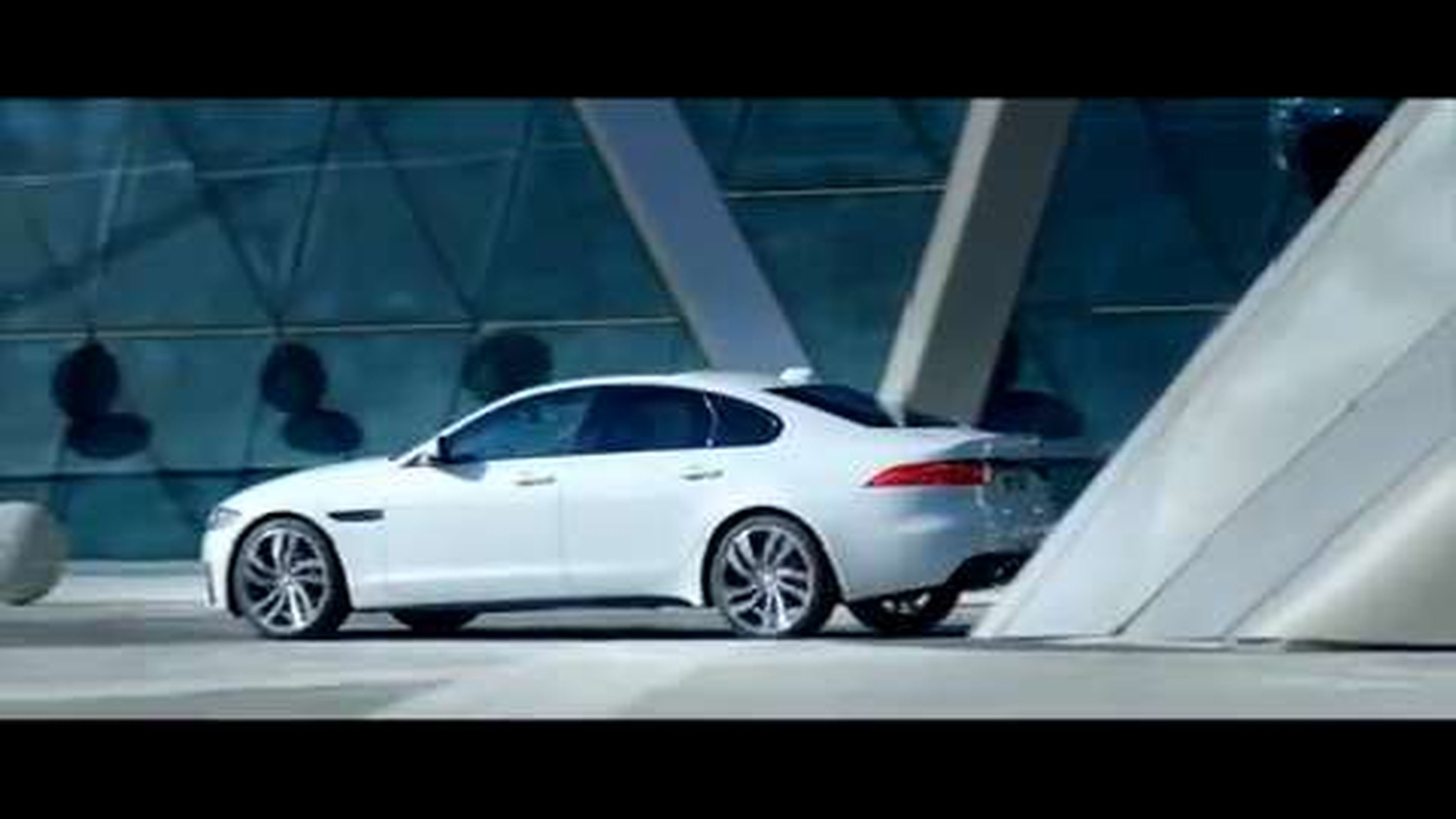 Vídeo nuevo Jaguar XF 2016