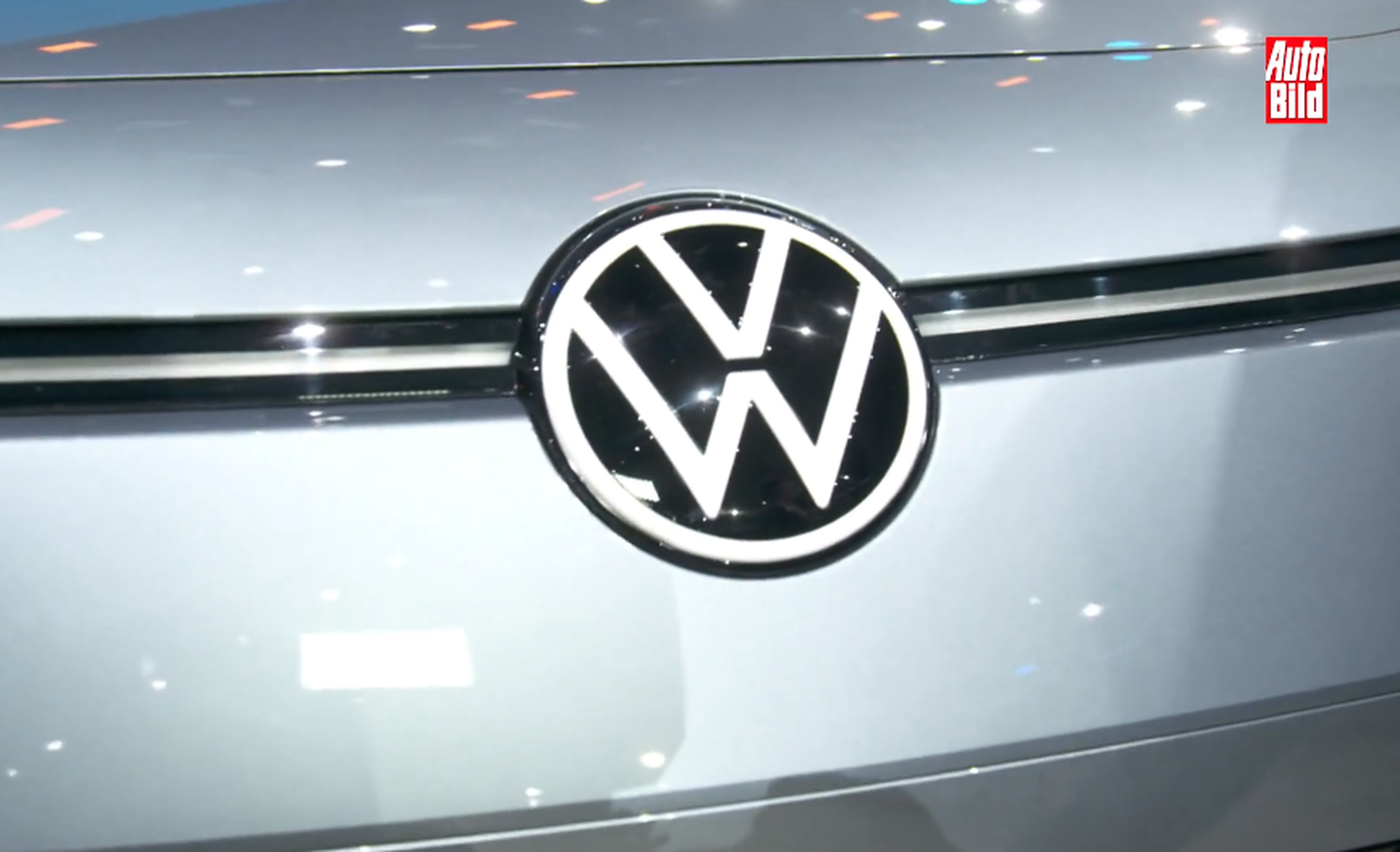 VÍDEO: Así es el nuevo logo de Volkswagen