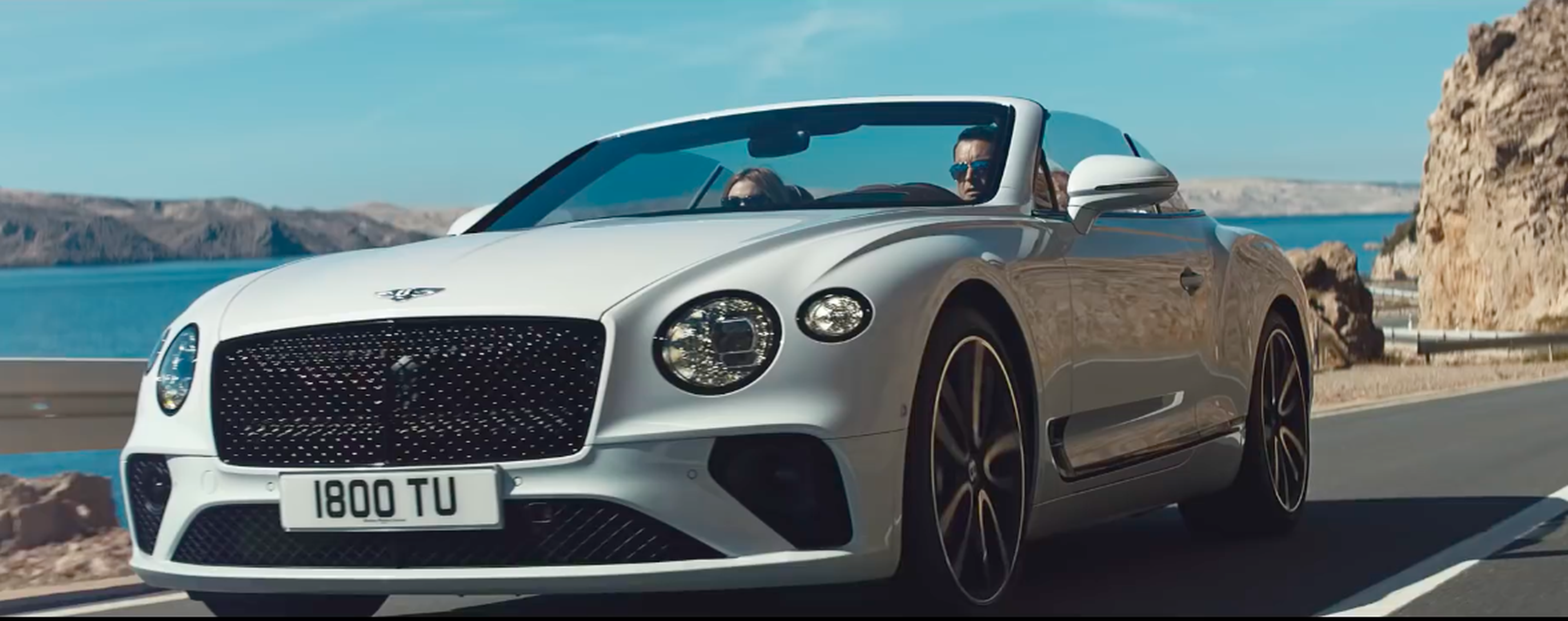 VÍDEO: Esta es la pasada de Bentley Continental GT Convertible 2019 con el que estás soñando