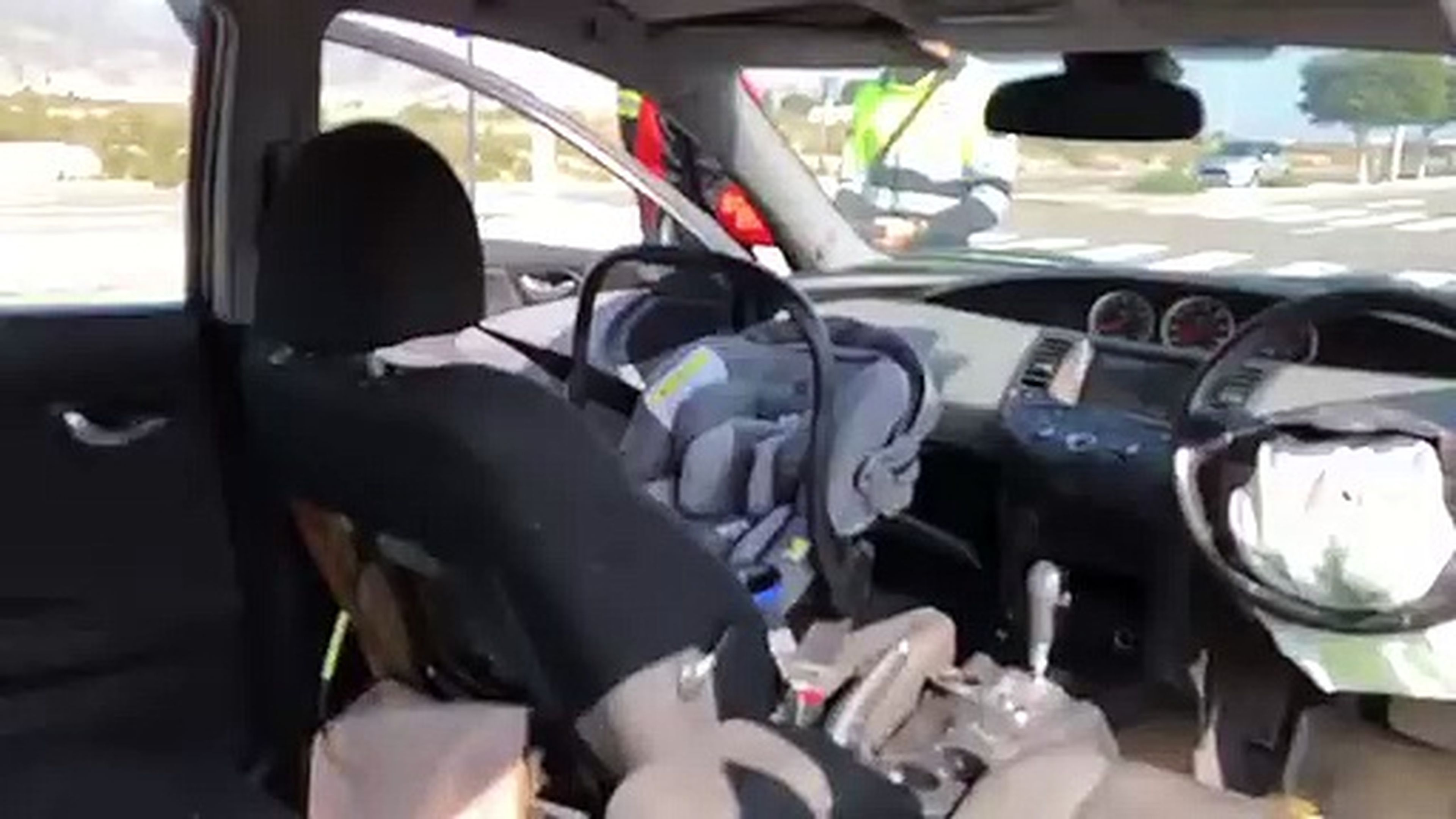 VÍDEO: Esto es lo que le pasaría a un menor si explota el airbag delantero