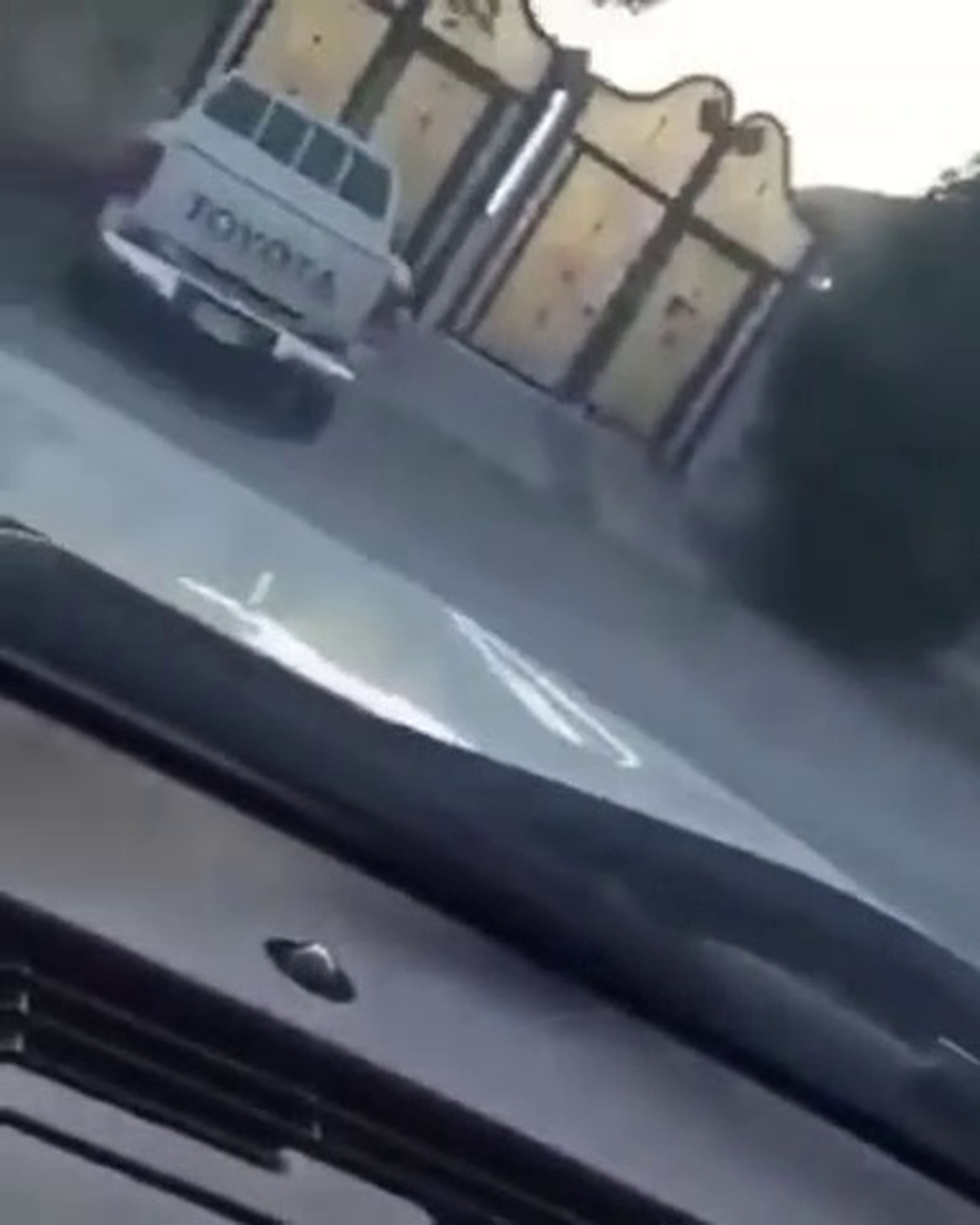 VÍDEO: Un poco de drift y salen de la nada cuatro patrullas de policía para multarle