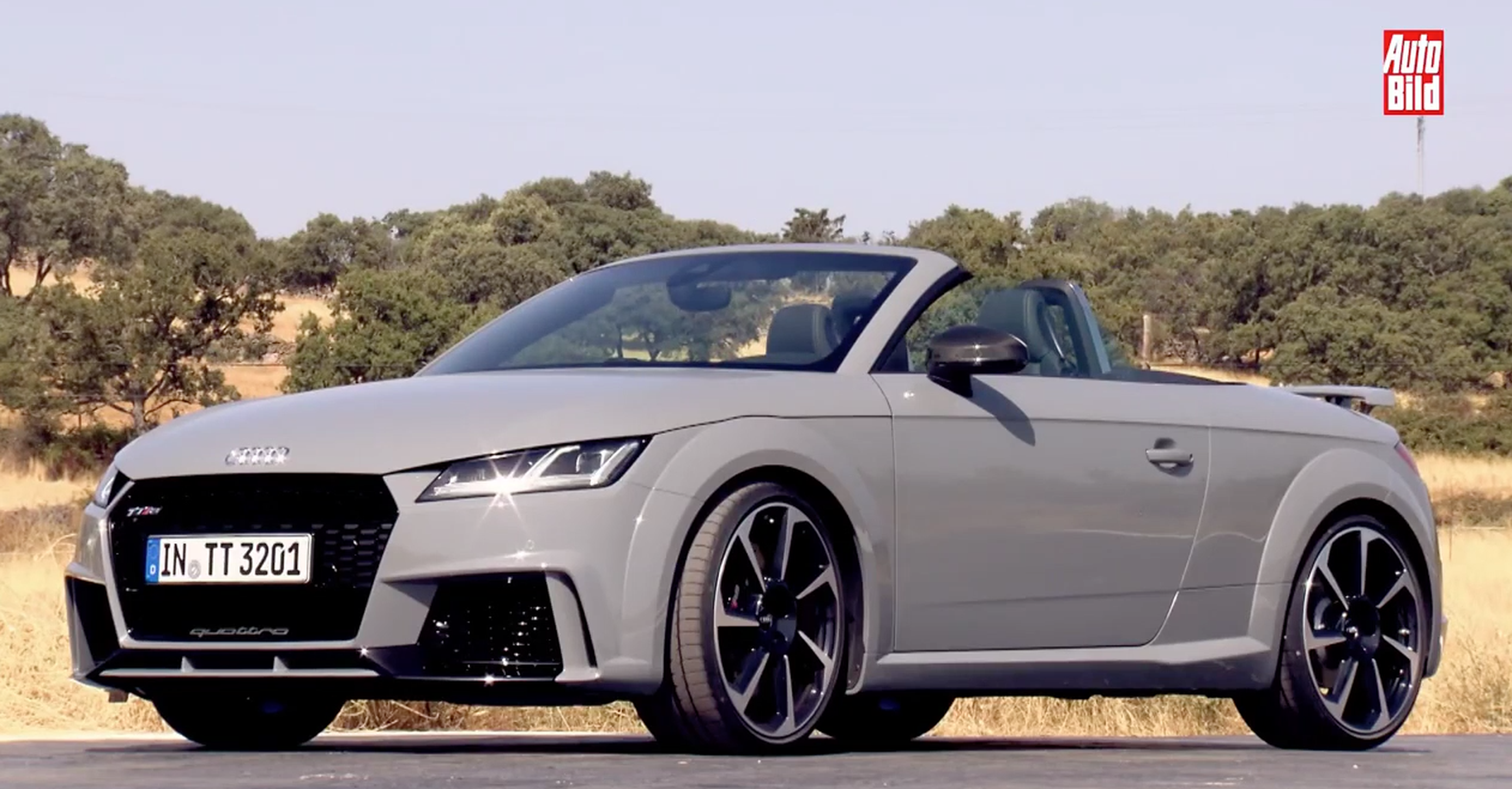 VÍDEO: Probamos a fondo el Audi TT RS Roadster. ¡Qué destape!