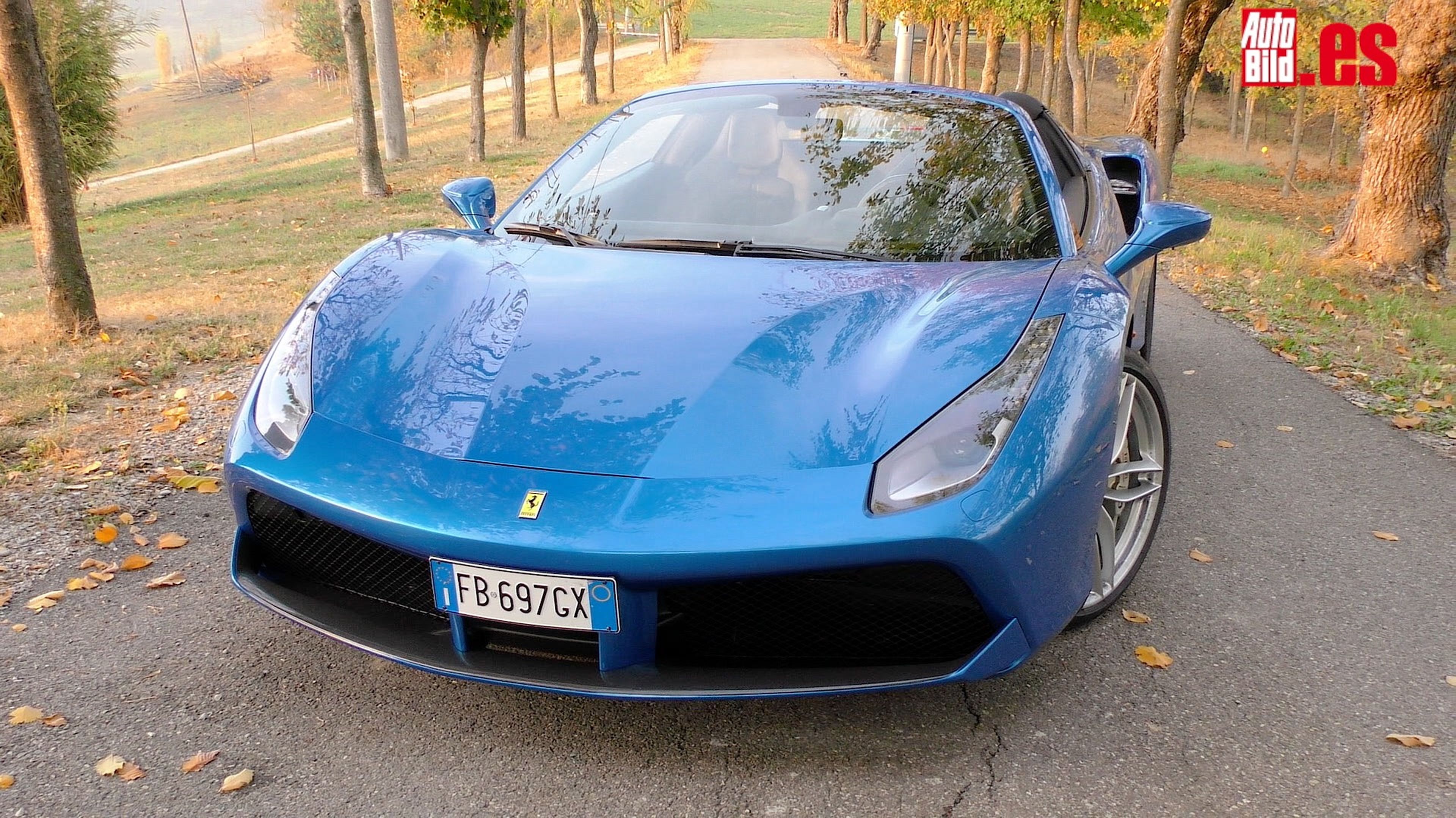 VÍDEO: Prueba Ferrari 488 Spider, no nos queríamos bajar de él