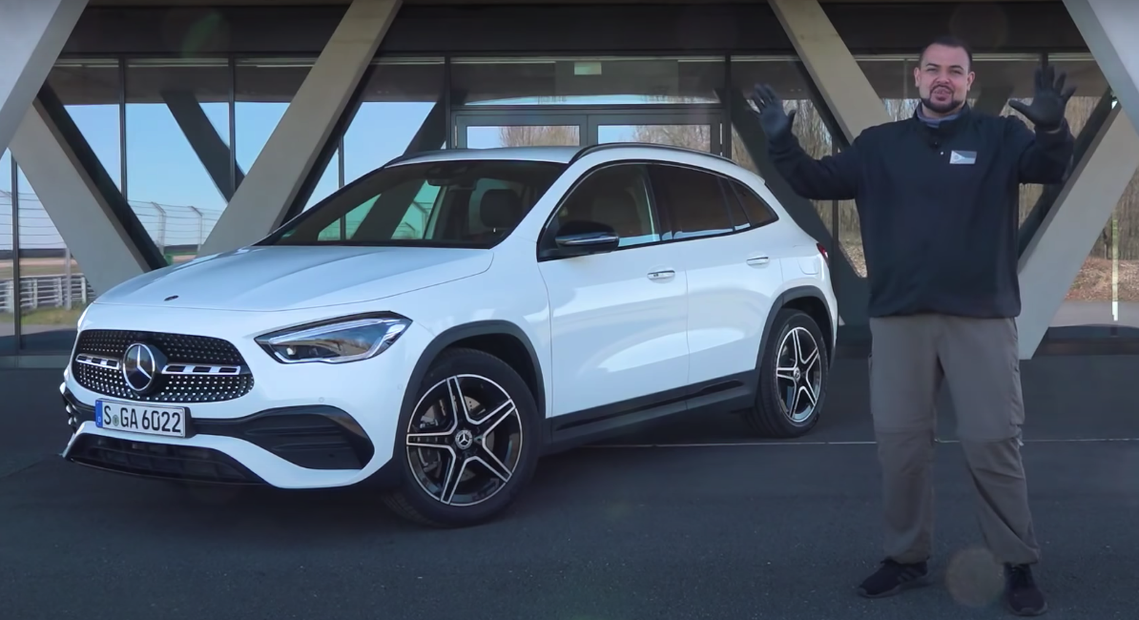 VIDEO: Prueba del Mercedes GLA 2020, ¡Cochazo!