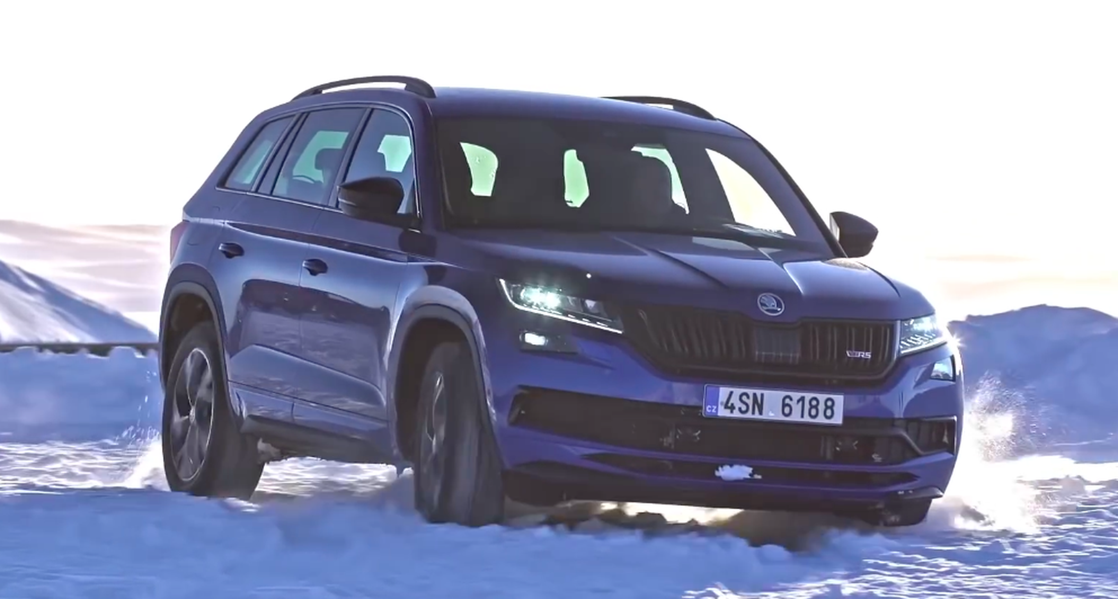 VÍDEO: El reto del Sköda Kodiaq RS, 24 horas conduciendo sobre hielo