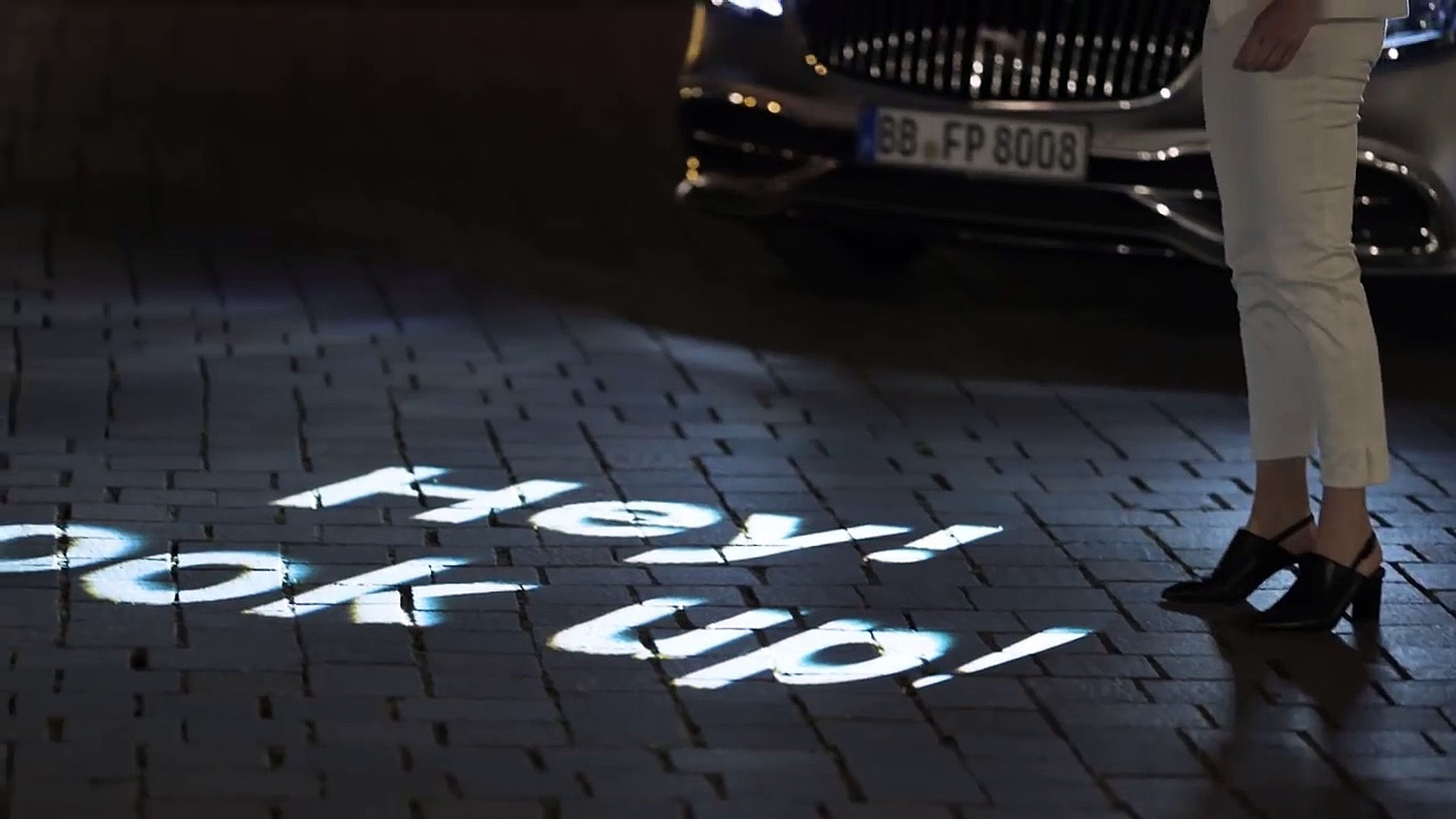 VÍDEO: sistema Digital Light de Mercedes