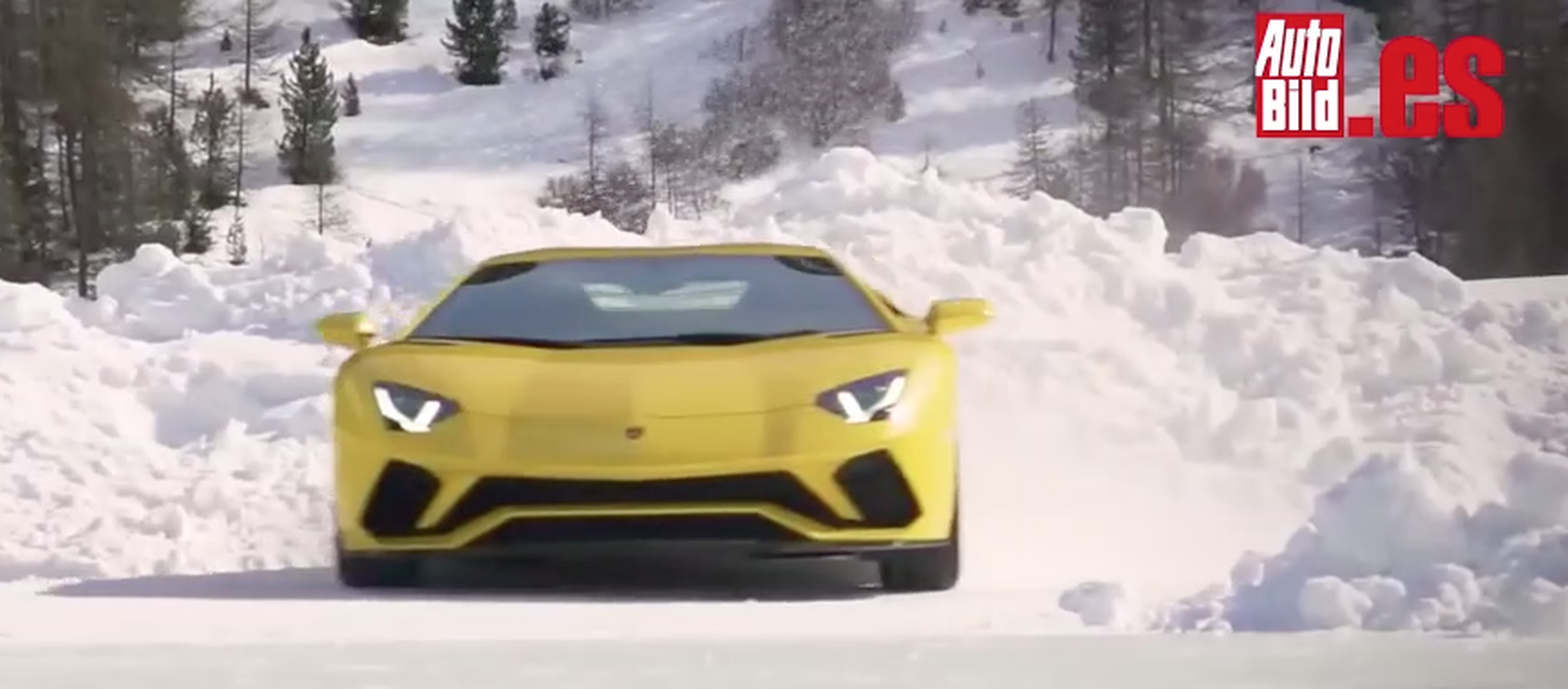 VÍDEO: ¡Solo Lamborghini es capaz de hacer esto!