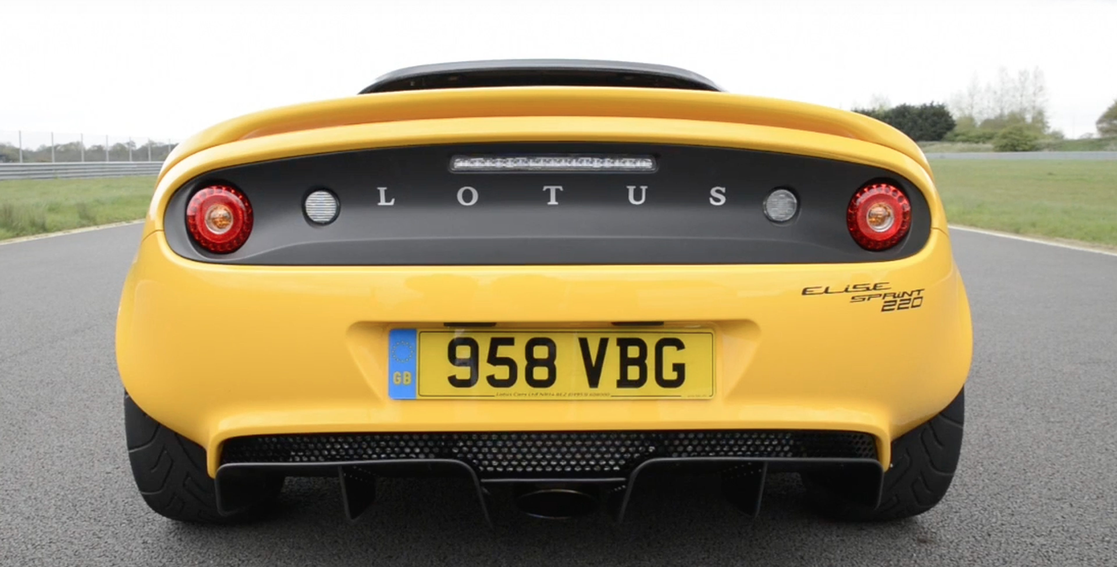 VÍDEO: ¡Así suena el Lotus Elise Sport 220!