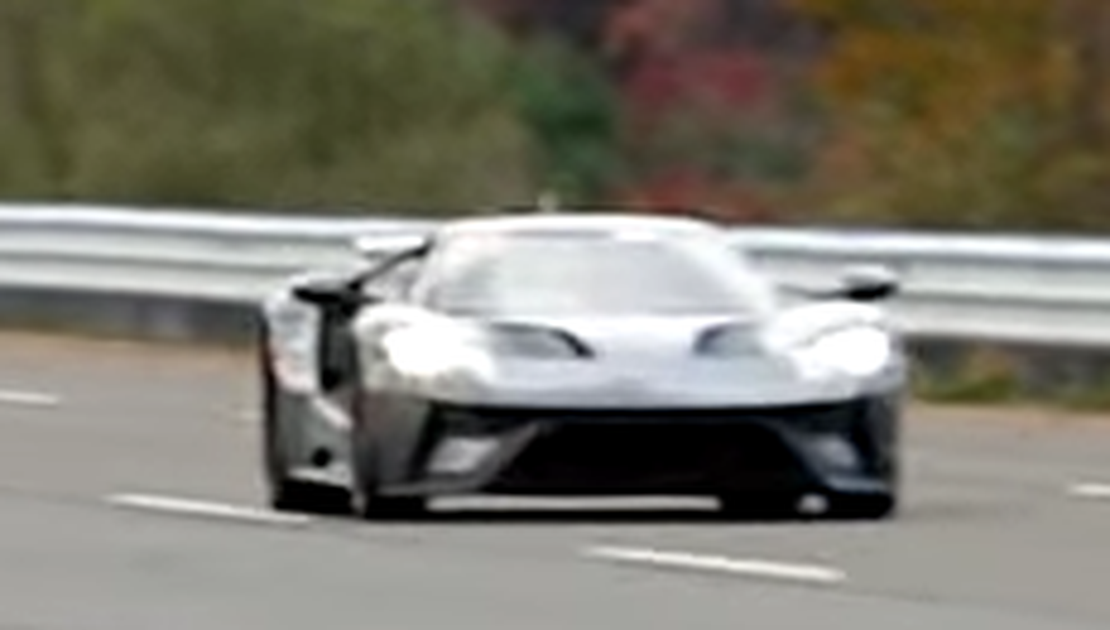 VÍDEO: Teaser del Ford GT en acción, así domina la pista