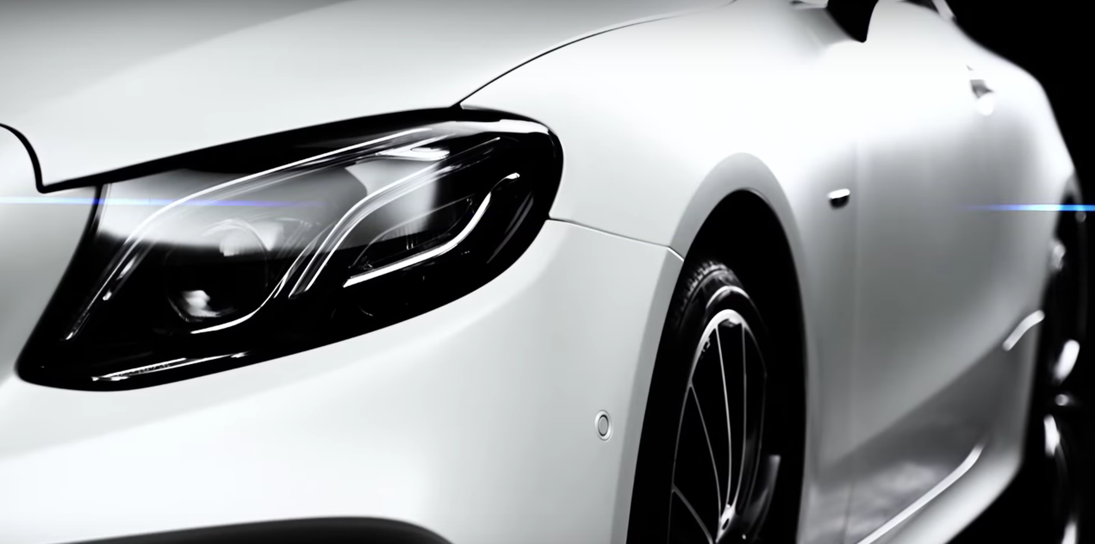 VÍDEO: Teaser del Mercedes Clase E Coupé