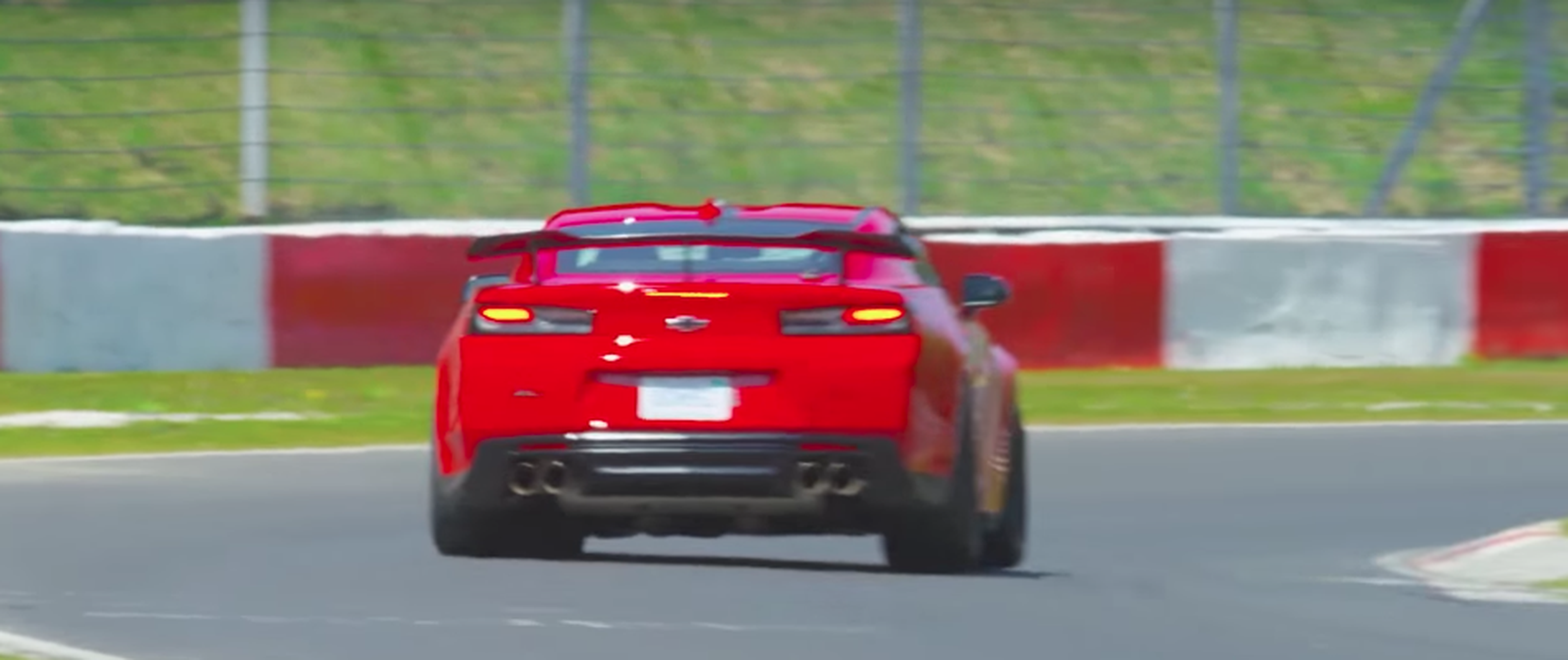 VÍDEO: ¡Tiempazo! El Chevrolet Camaro ZL1 conquista Nurburgring