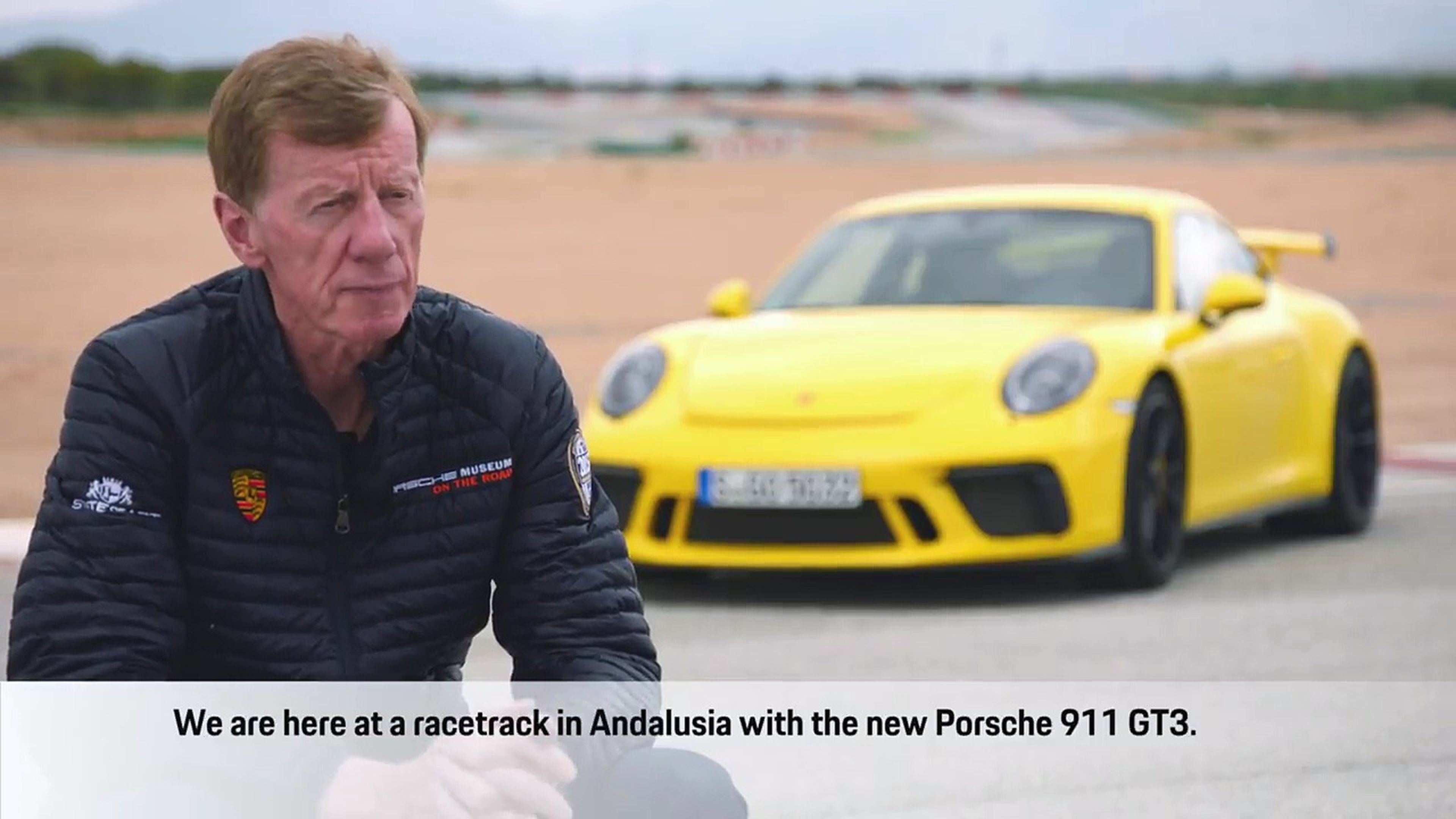 VÍDEO: Walter Röhrl nos da una lección de pilotaje en un Porsche 911 GT3