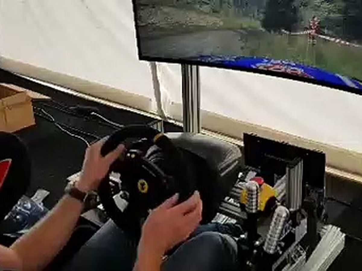 Juego de Video de conducción de coches de pie de volante