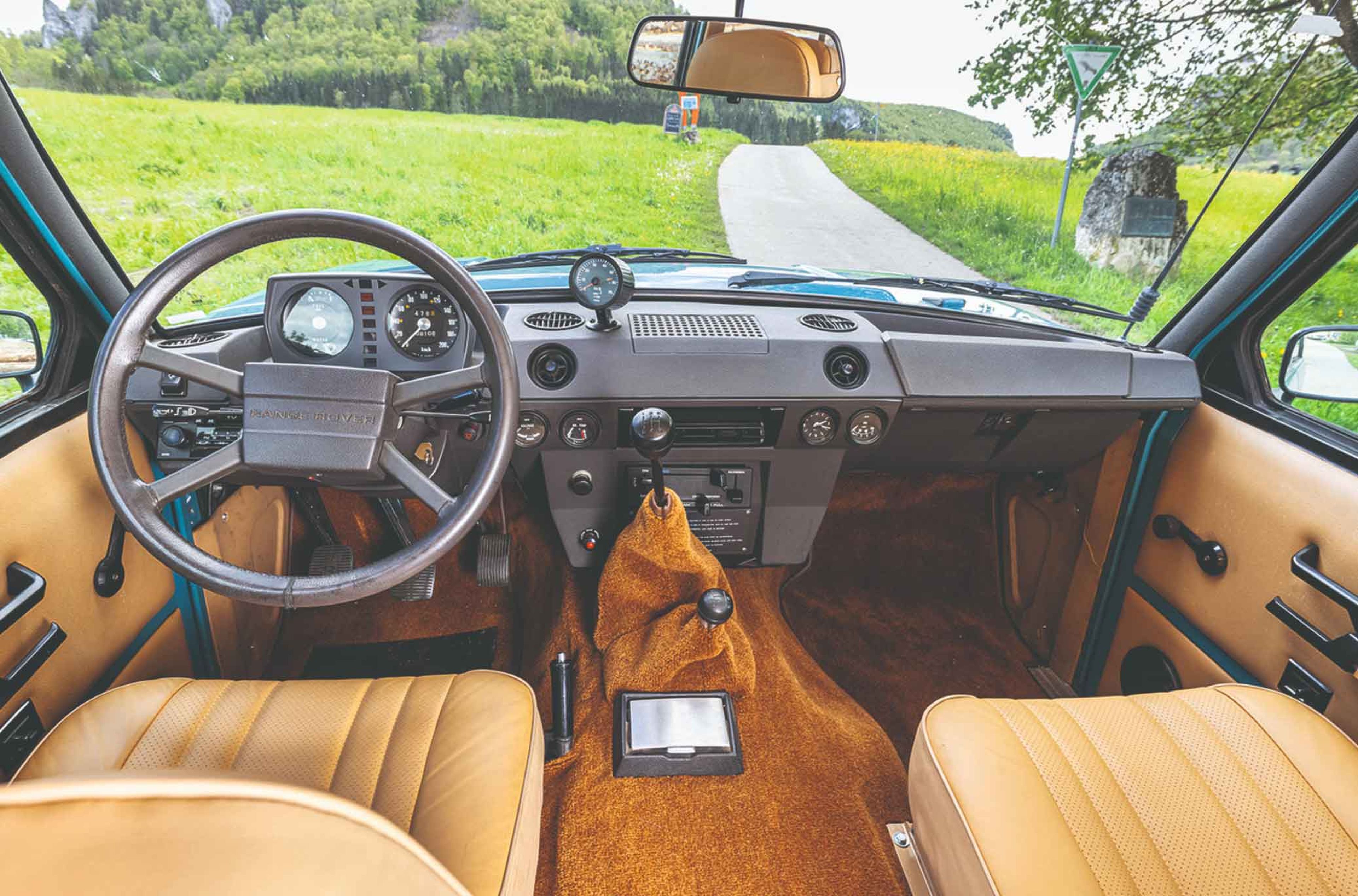 Cockpit clásico Range Rover