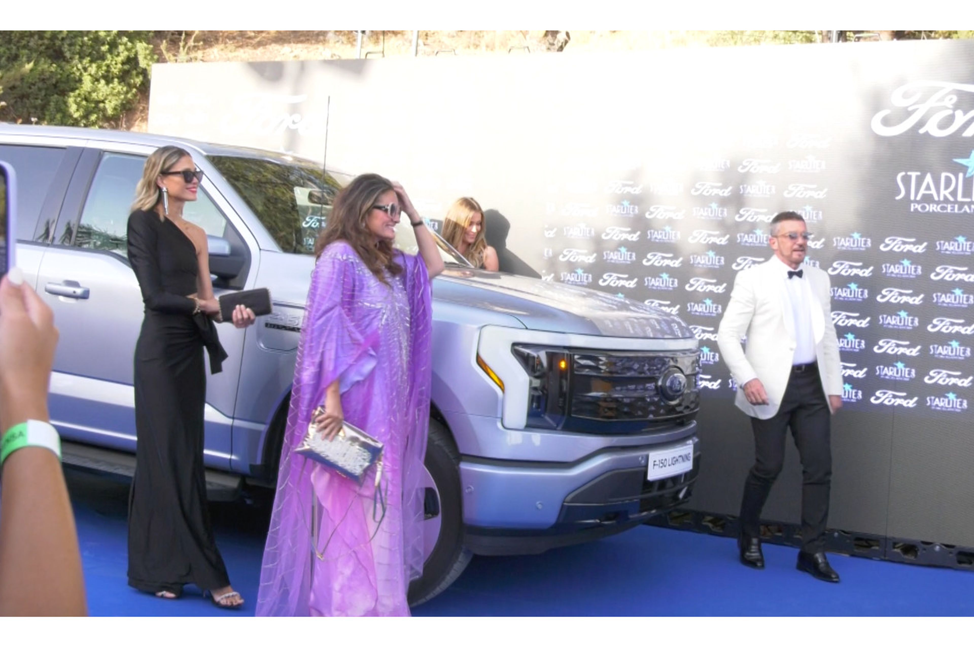 Antonio Banderas junto al Ford F-150 Lightning en el festival Starlite en Marbella.