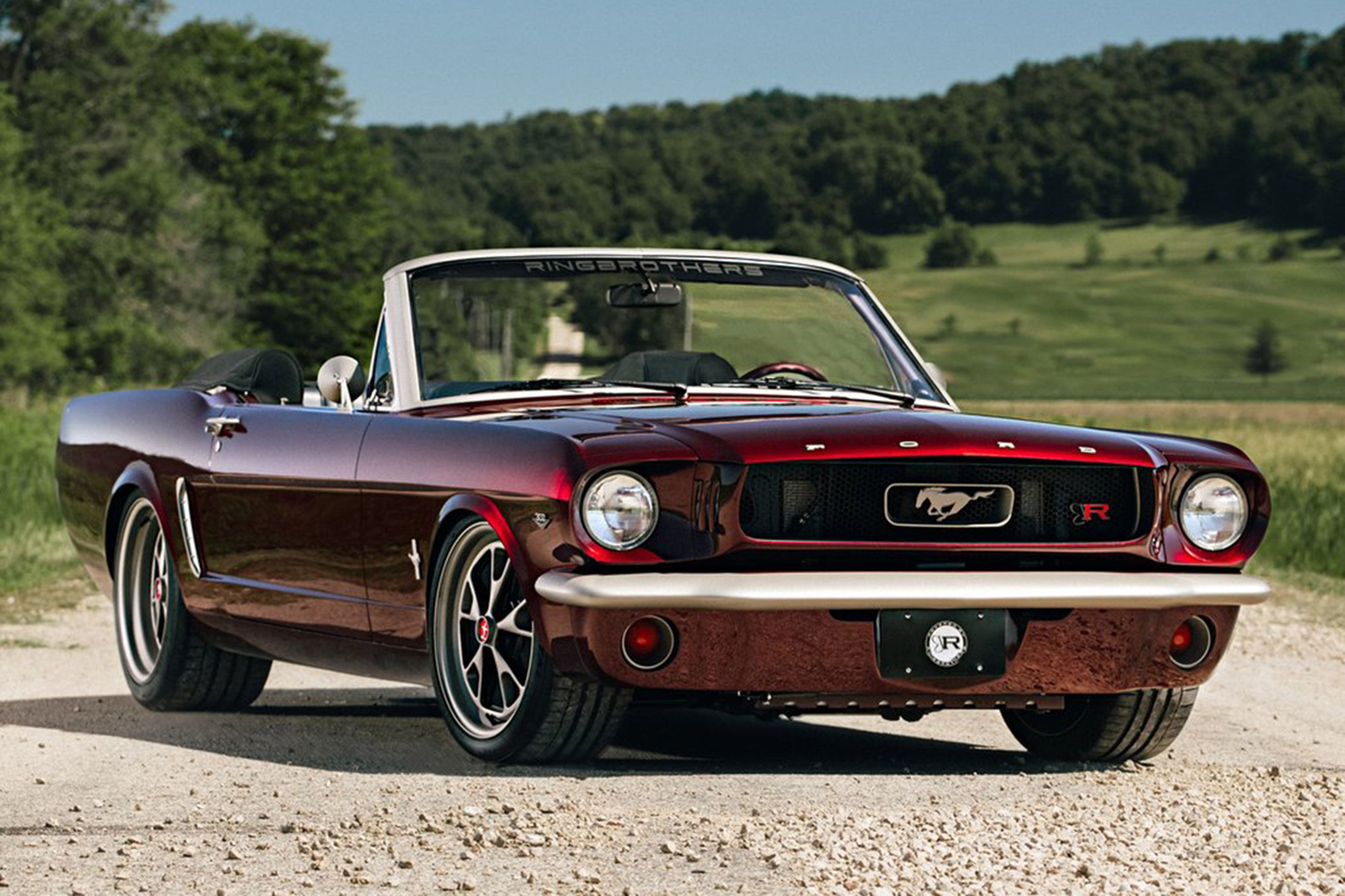 Ford Mustang Convertible CAGED (2)