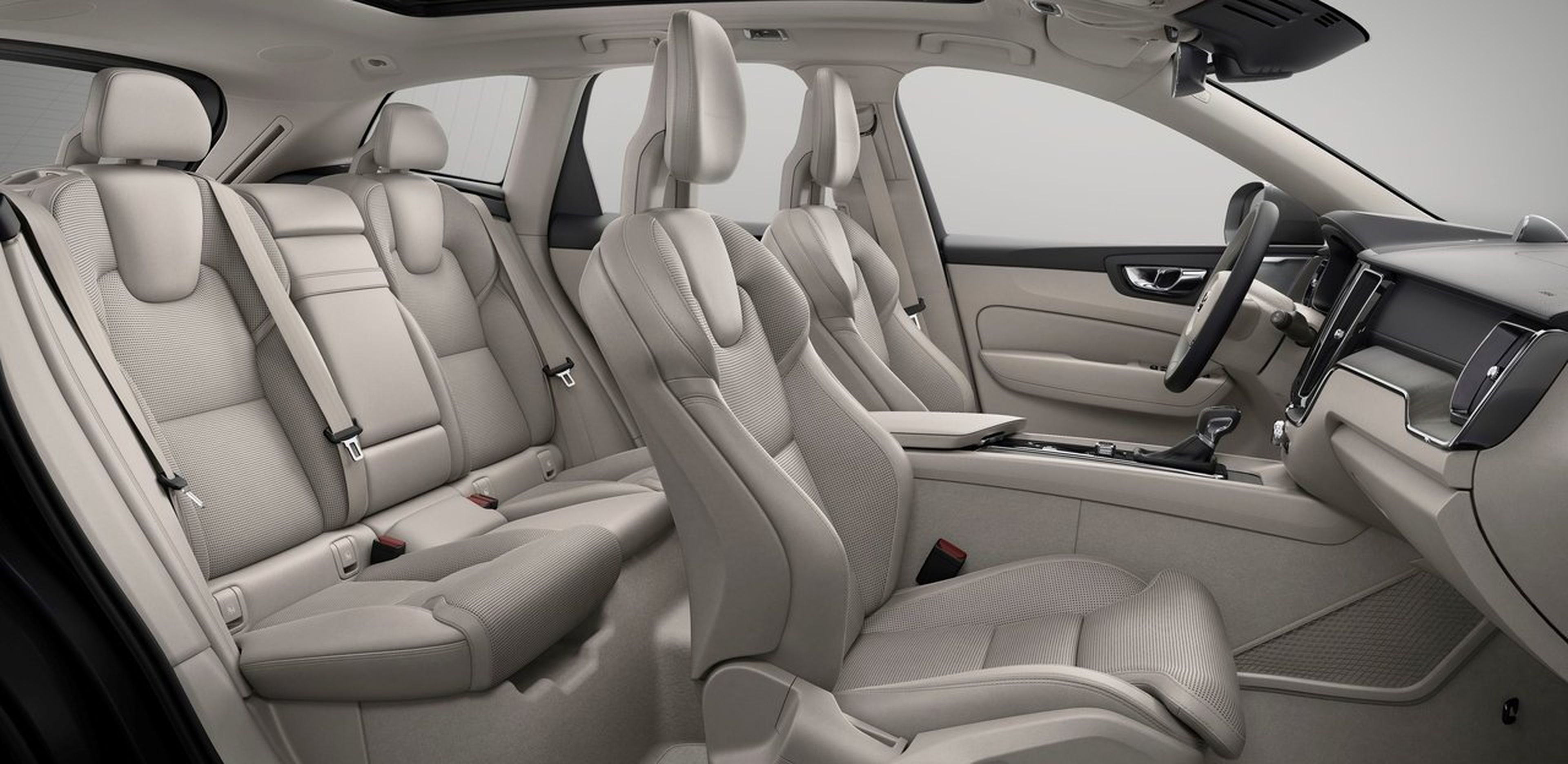 Interior Volvo XC60: el SUV mediano inteligente con Google integrado