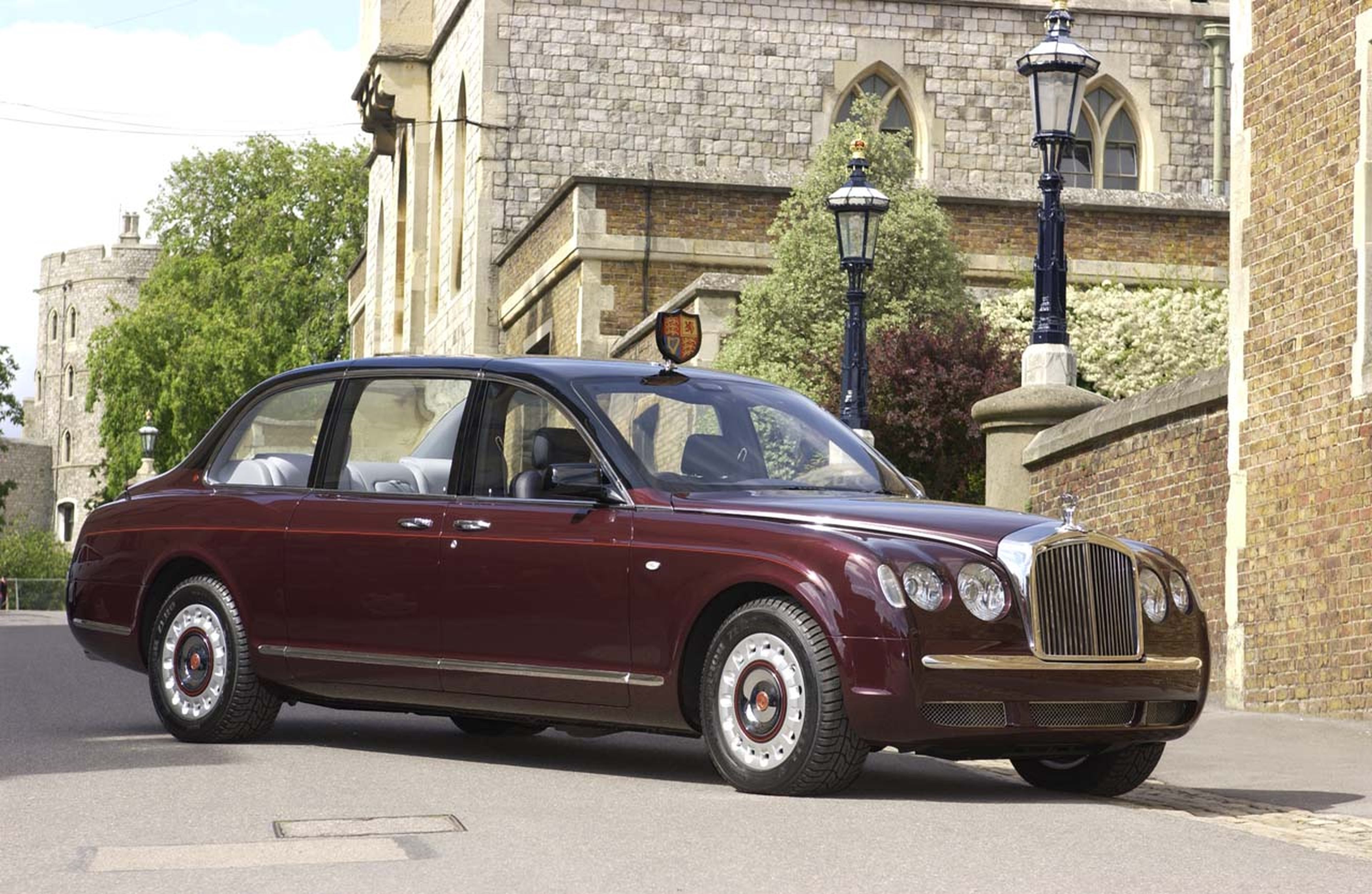 Galería: todos los coches utilizados por la Reina Isabel II en sus 70 años como soberana.