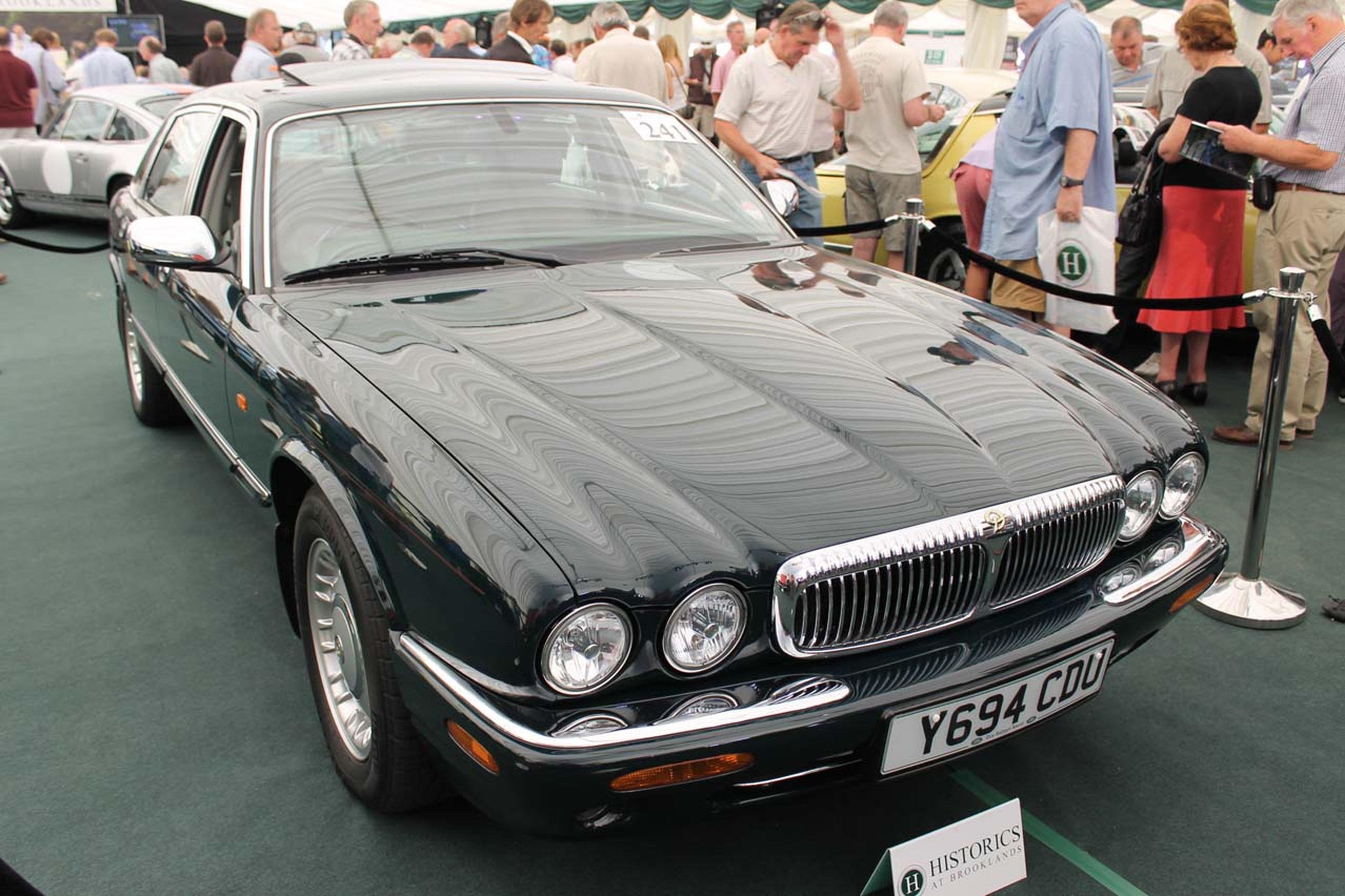 Jaguar Daimler Super Eight de la Reina Isabel II.