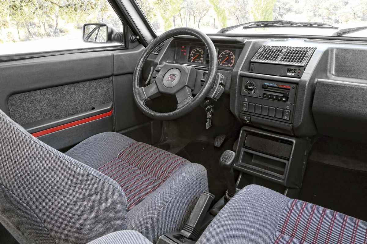 Prueba retro Seat Málaga Injection. El gran olvidado.