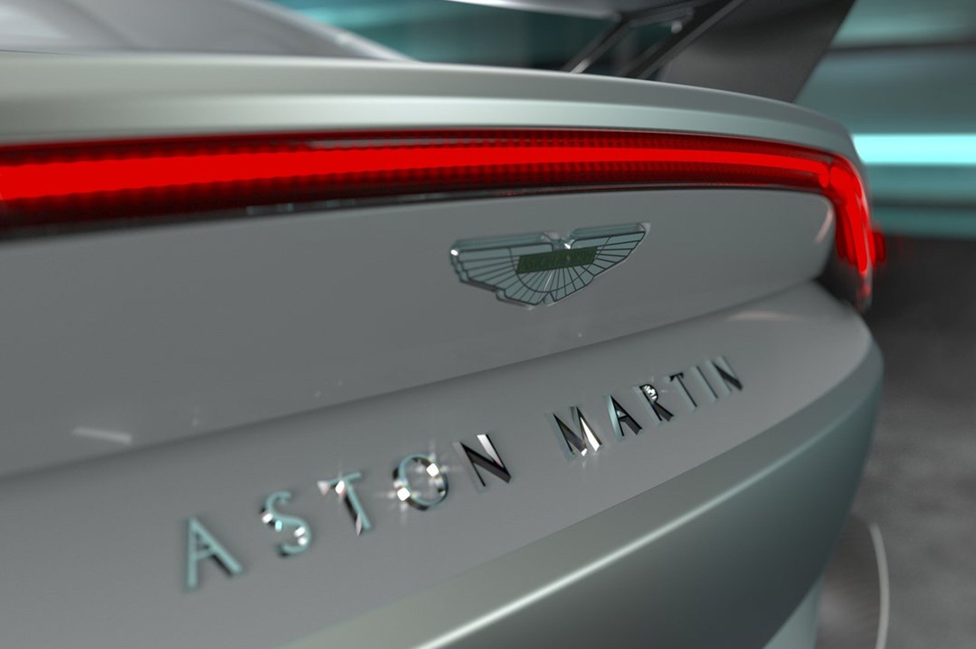 Geely adquiere una participación en Aston Martin