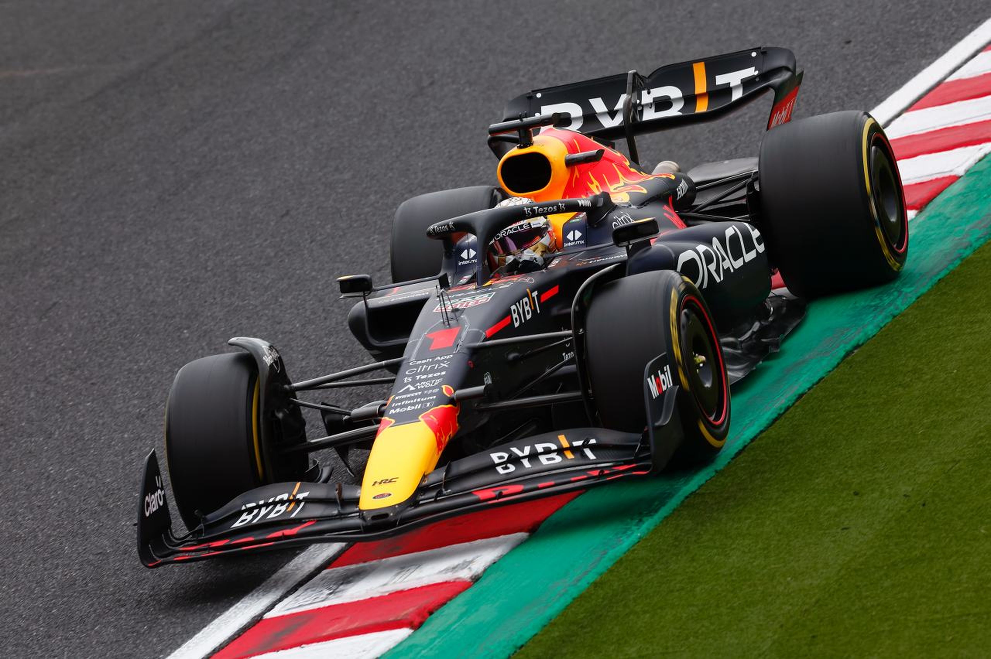 Verstappen en los Libres 3 del GP de Japón