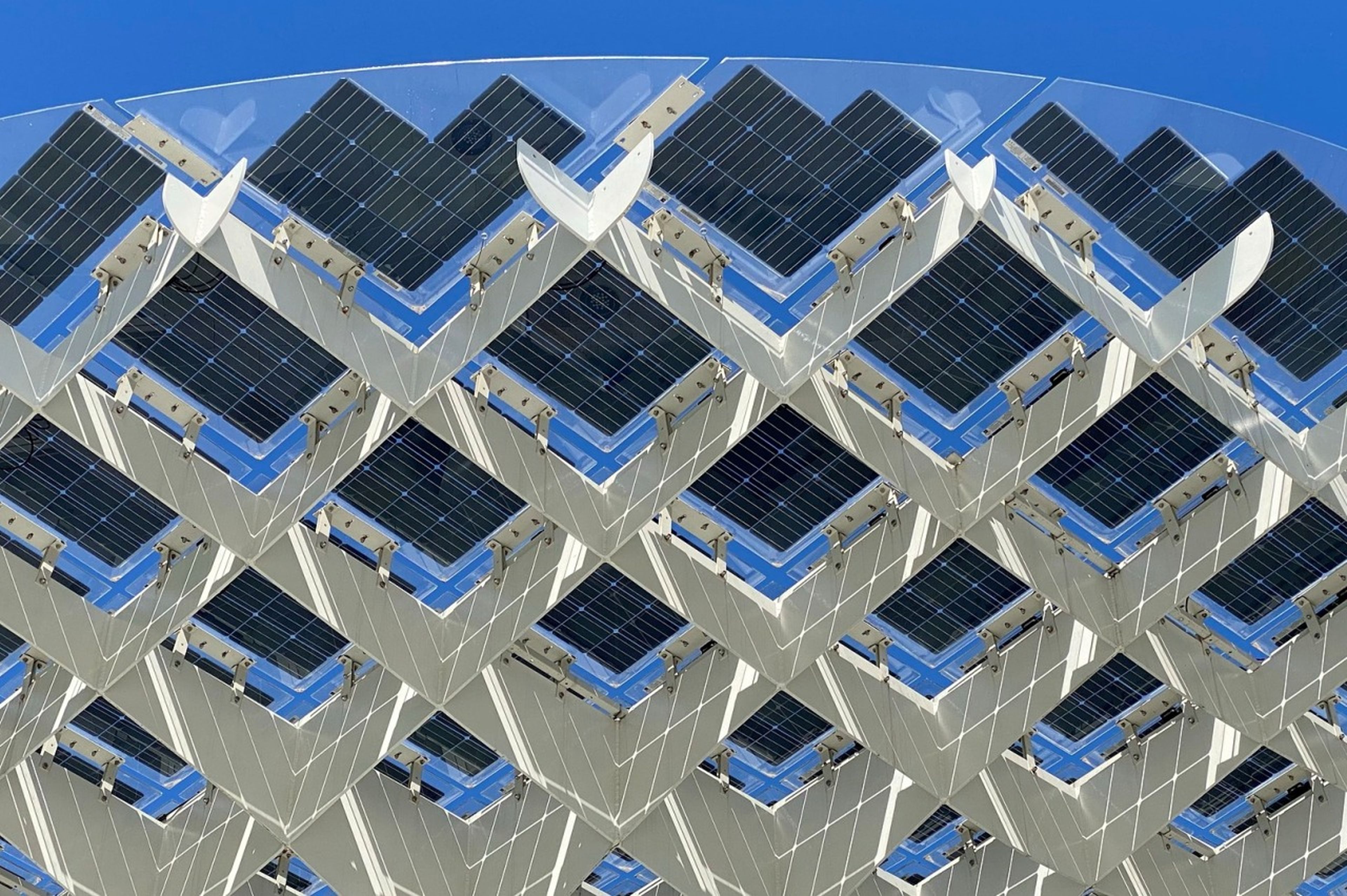 paneles solares bifaciales